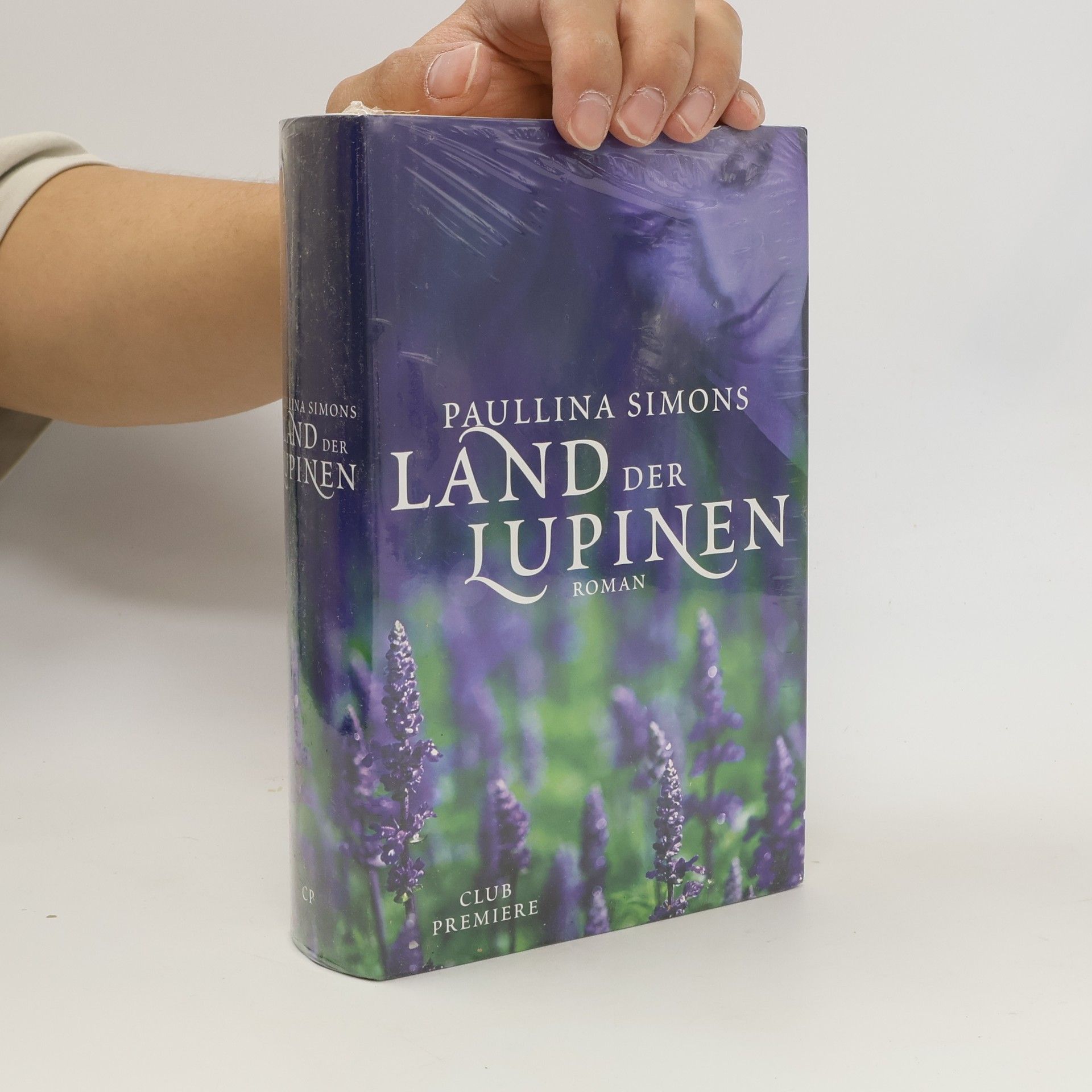 Paullina Simons Land der Lupinen