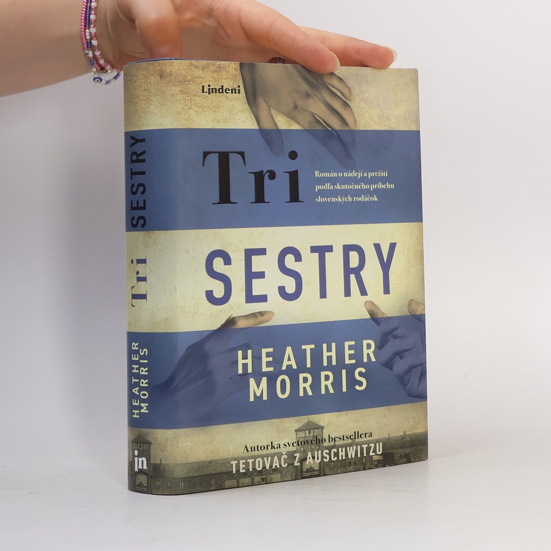Heather Morris Tri sestry