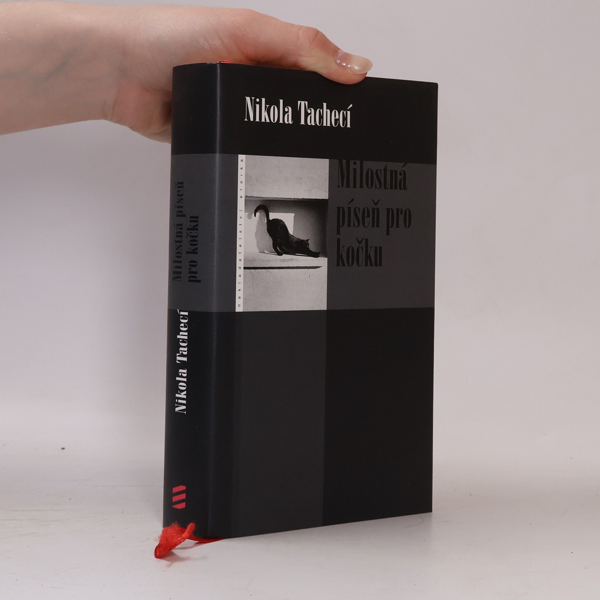 Nikola Tachecí Milostná píseň pro kočku