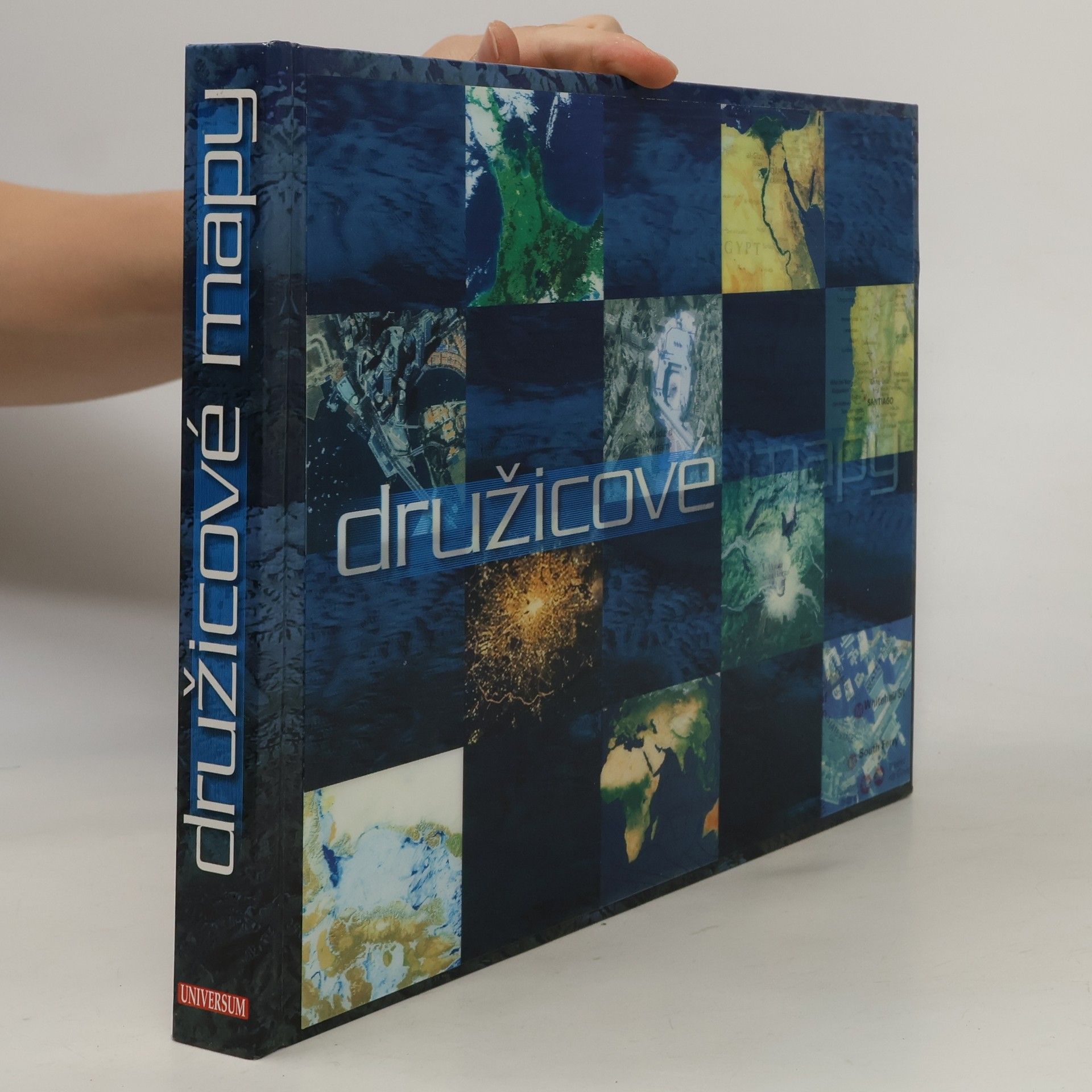 Various authors Družicové mapy