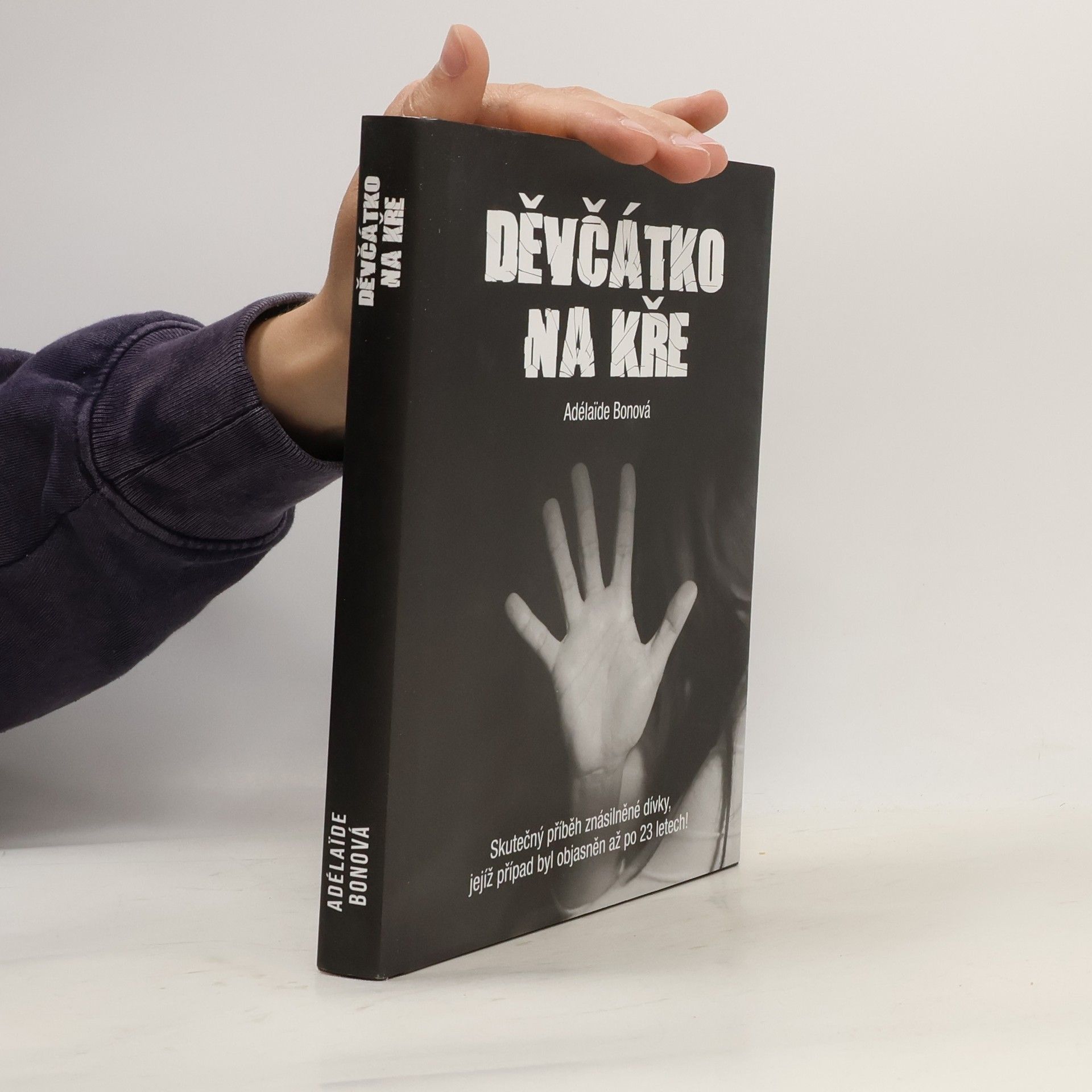Adélaïde Bon Děvčátko na kře