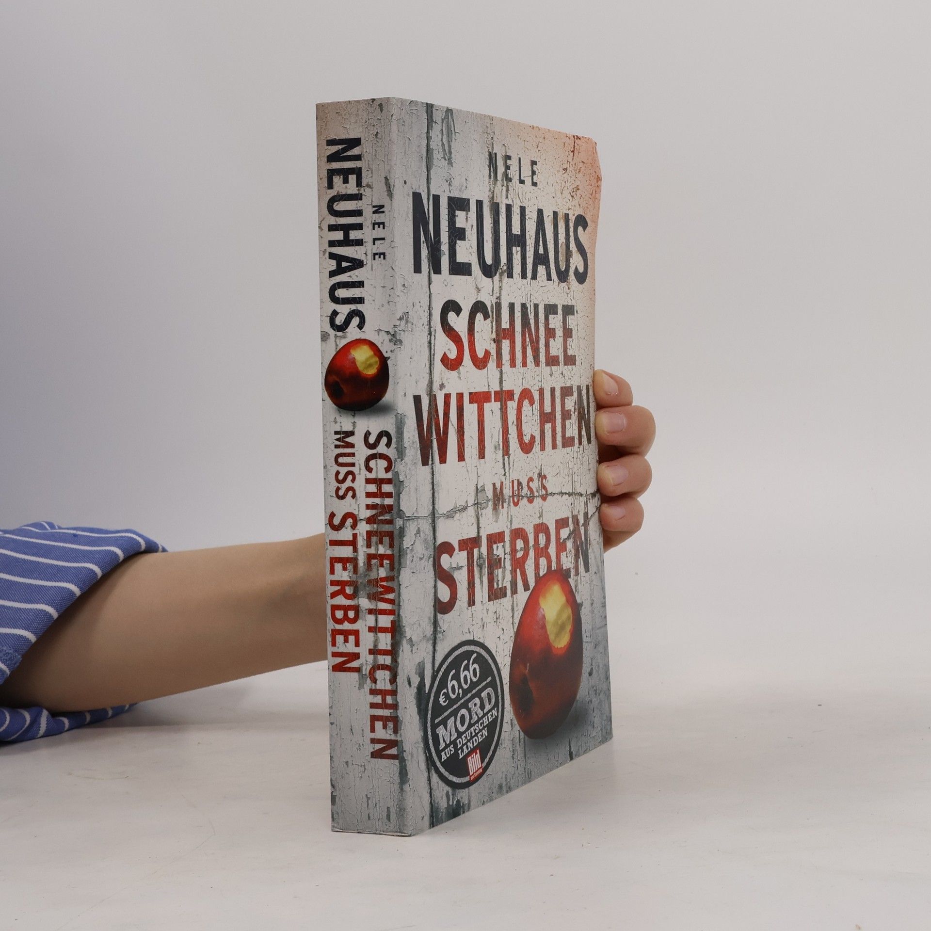Nele Neuhaus Schneewittchen muss sterben