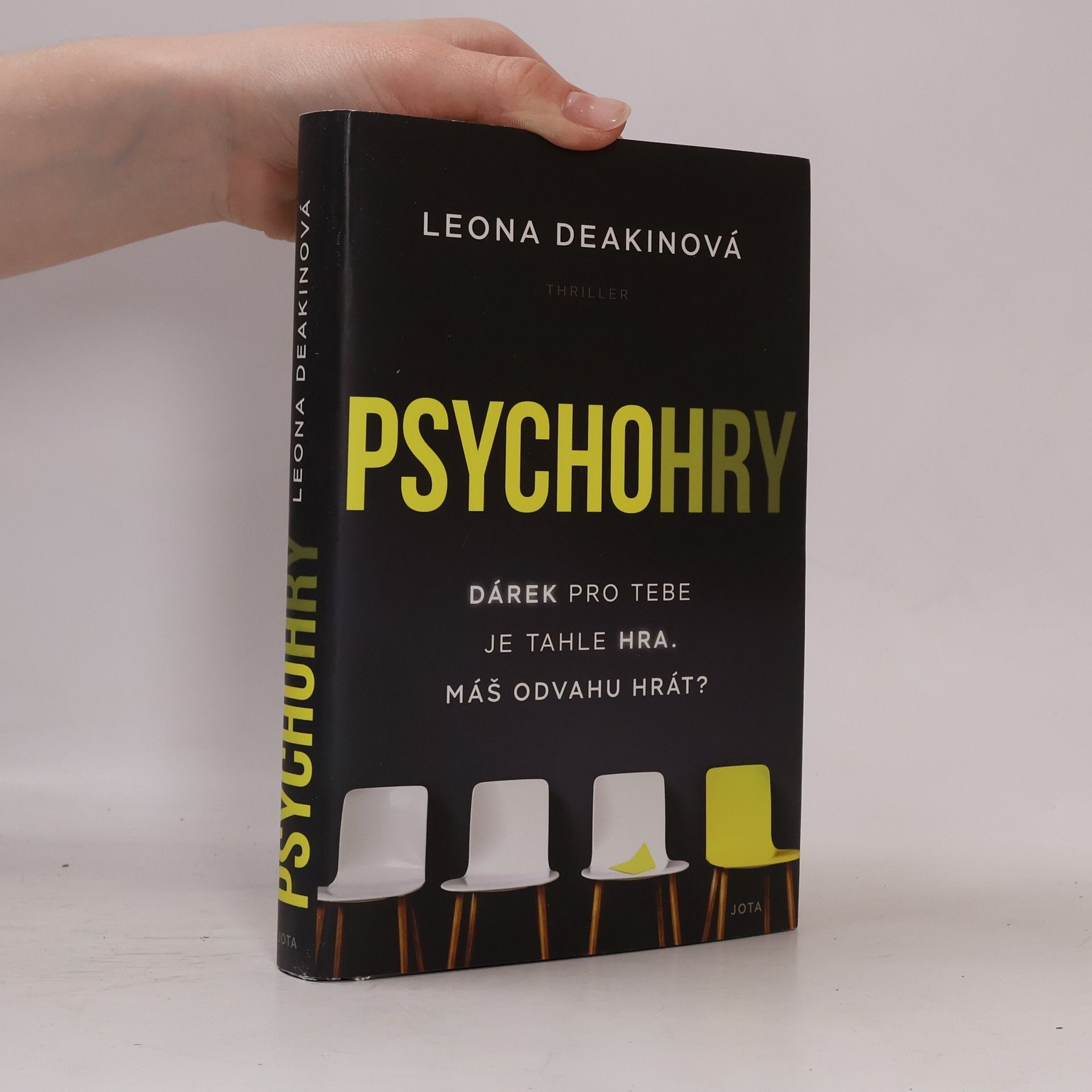 Leona Deakin Psychohry