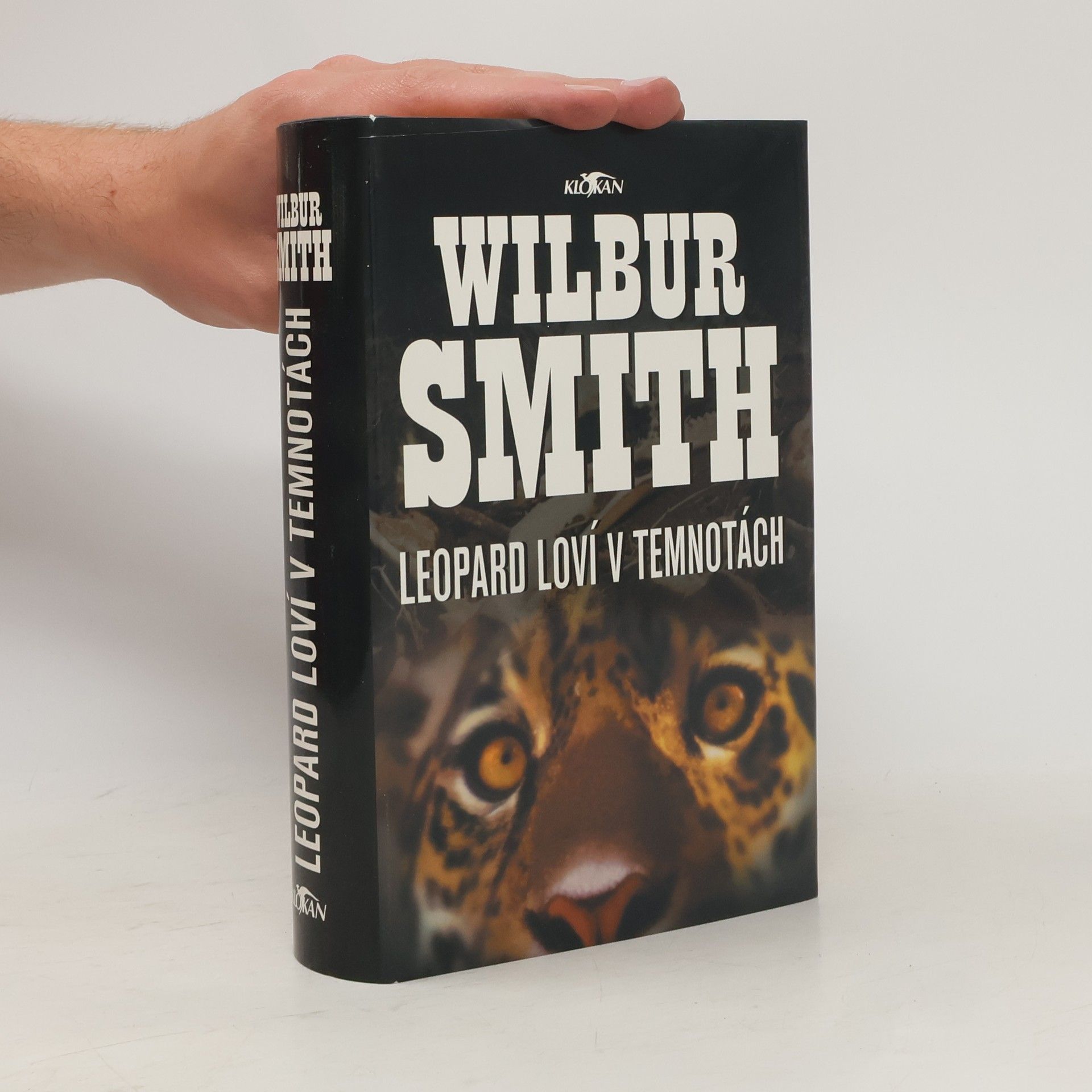 Wilbur A. Smith Leopard loví v temnotách