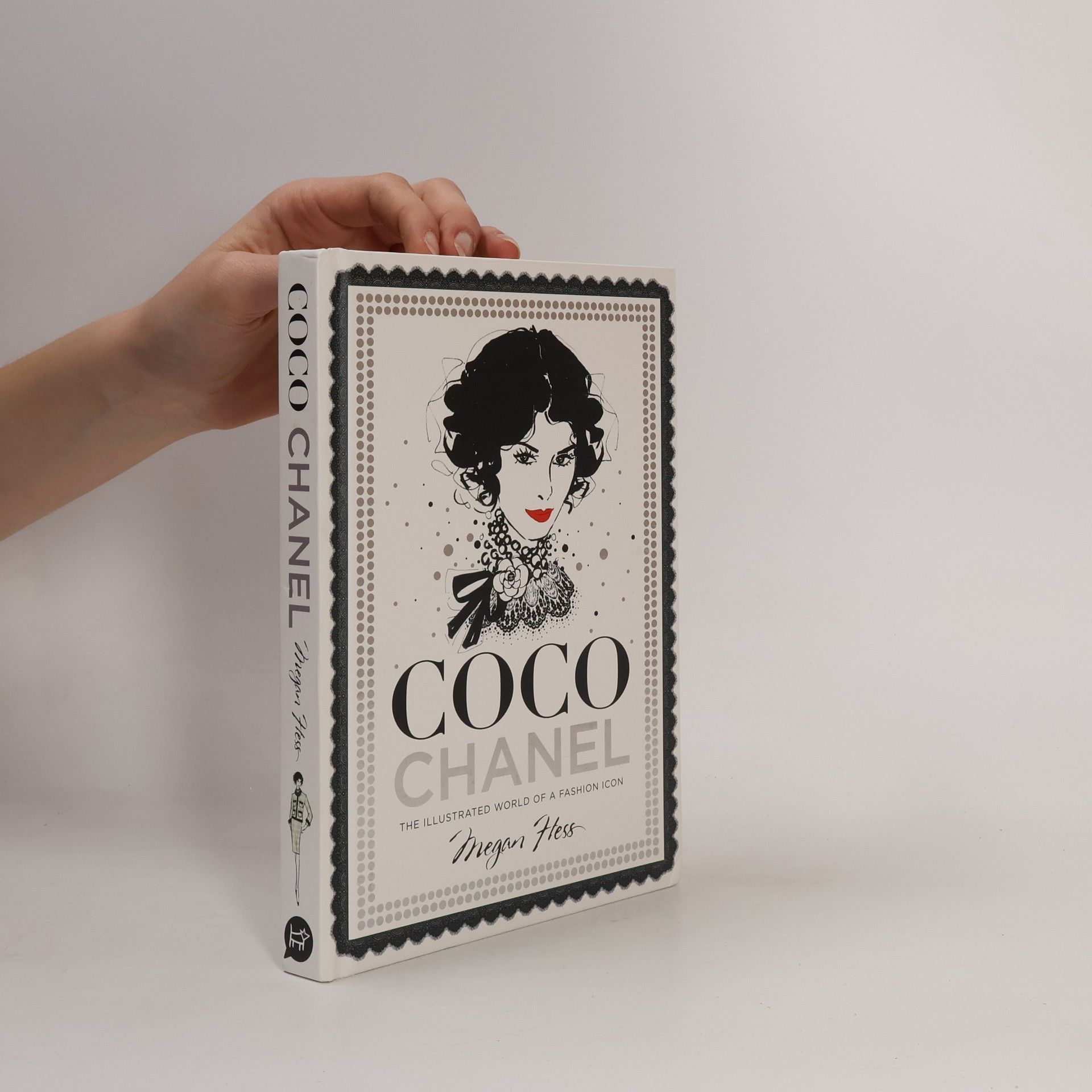 Megan Hess Coco Chanel: the illustrated world of a fashion icon