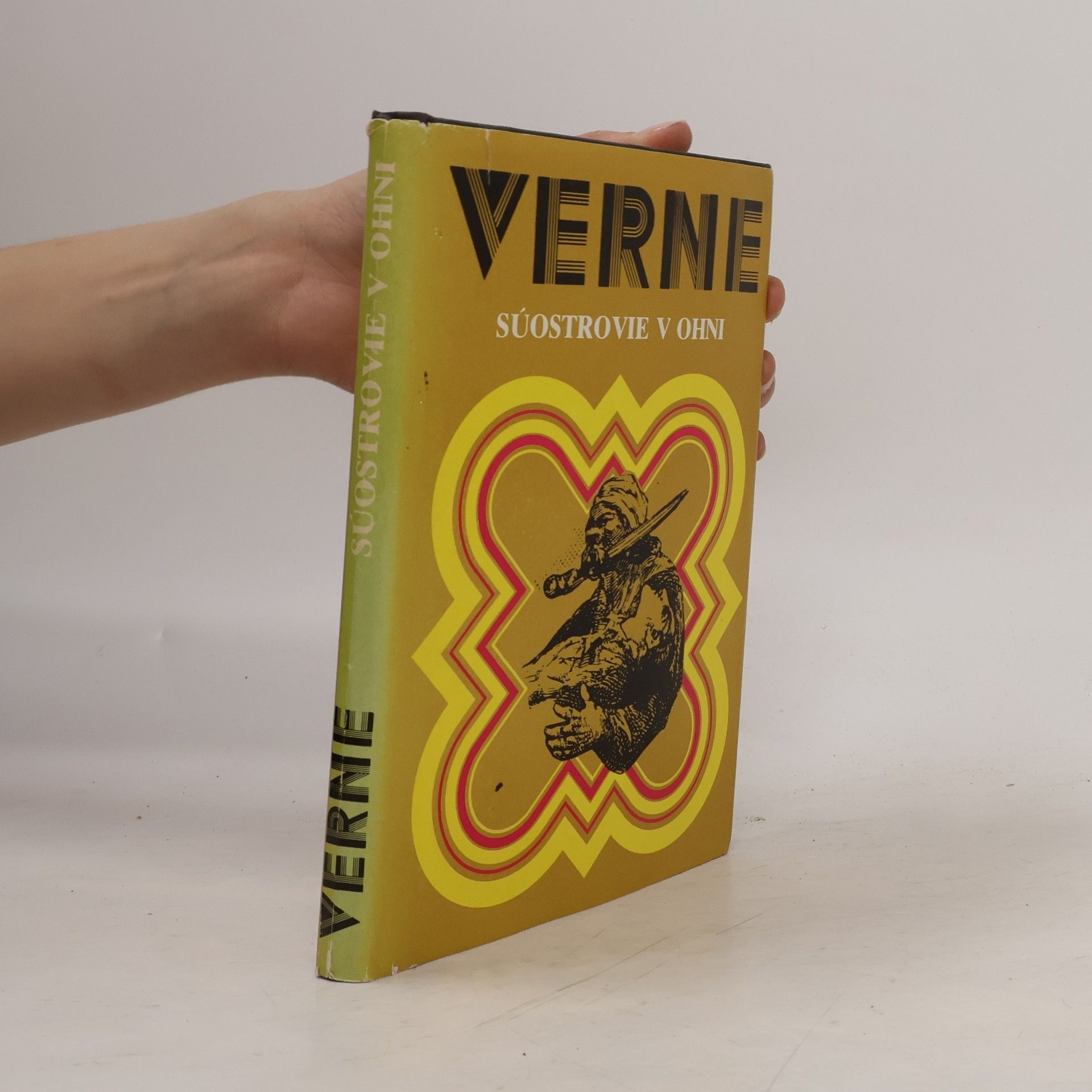 Jules Verne Súostrovie v ohni