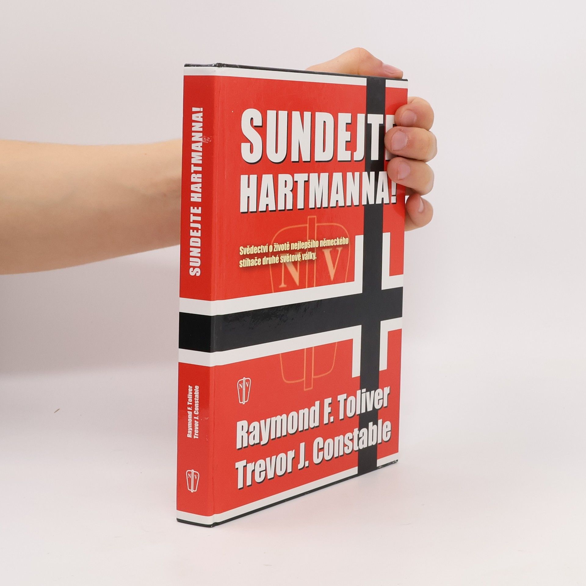 Raymond F. Toliver Sundejte Hartmanna!