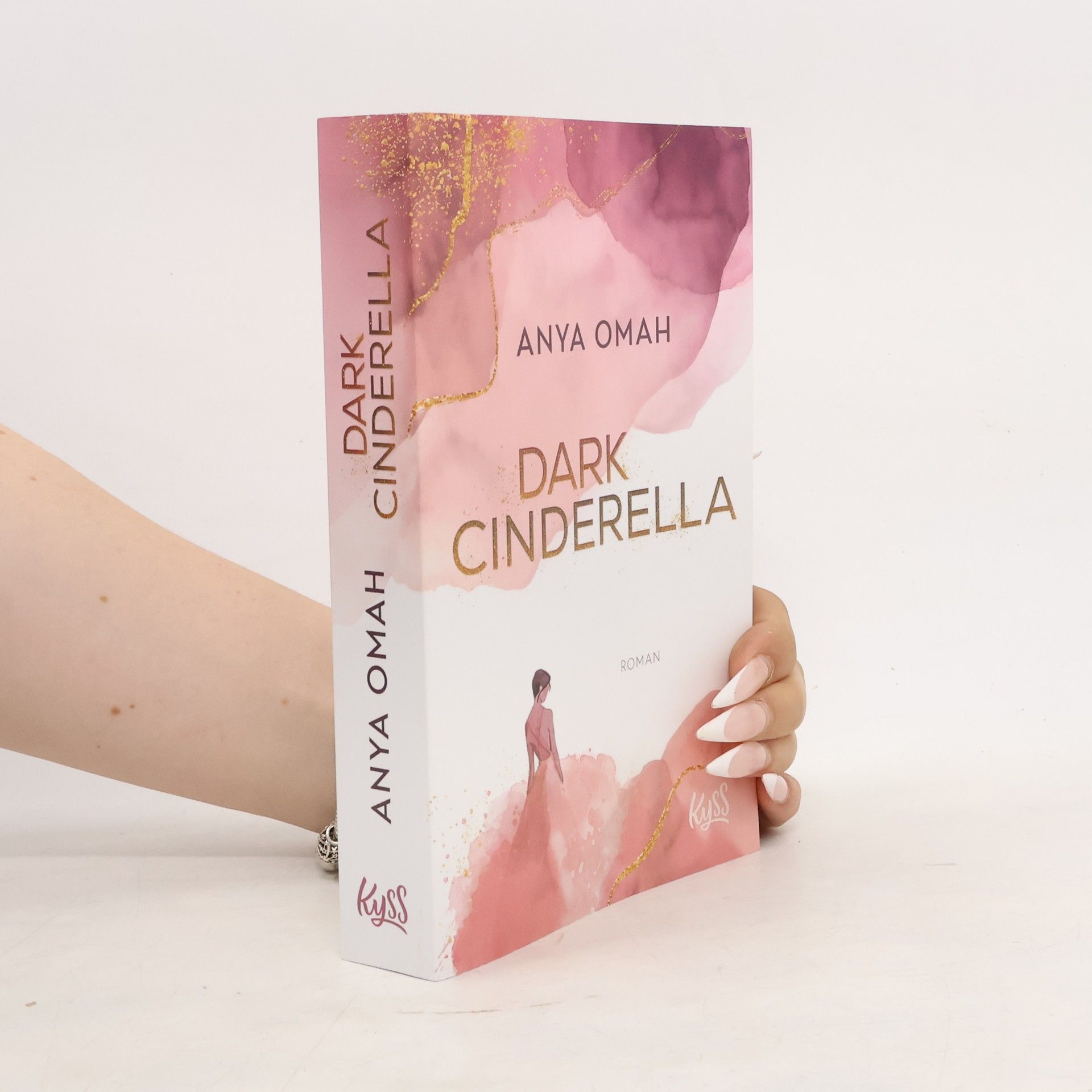 Anya Omah Dark Cinderella