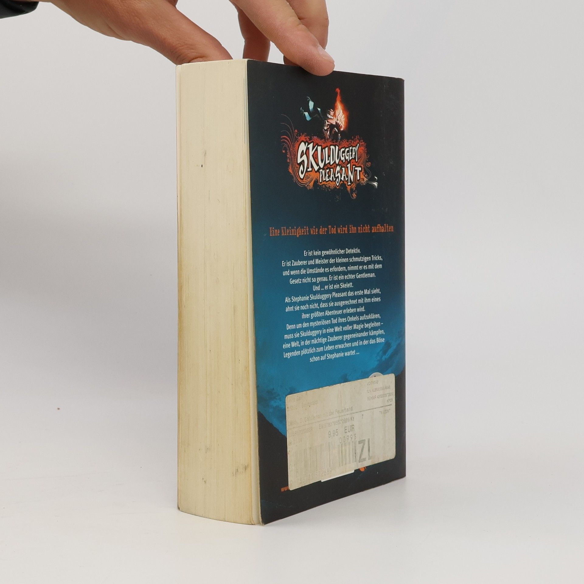 Derek Landy Skulduggery Pleasant: Der Gentleman mit der Feuerhand