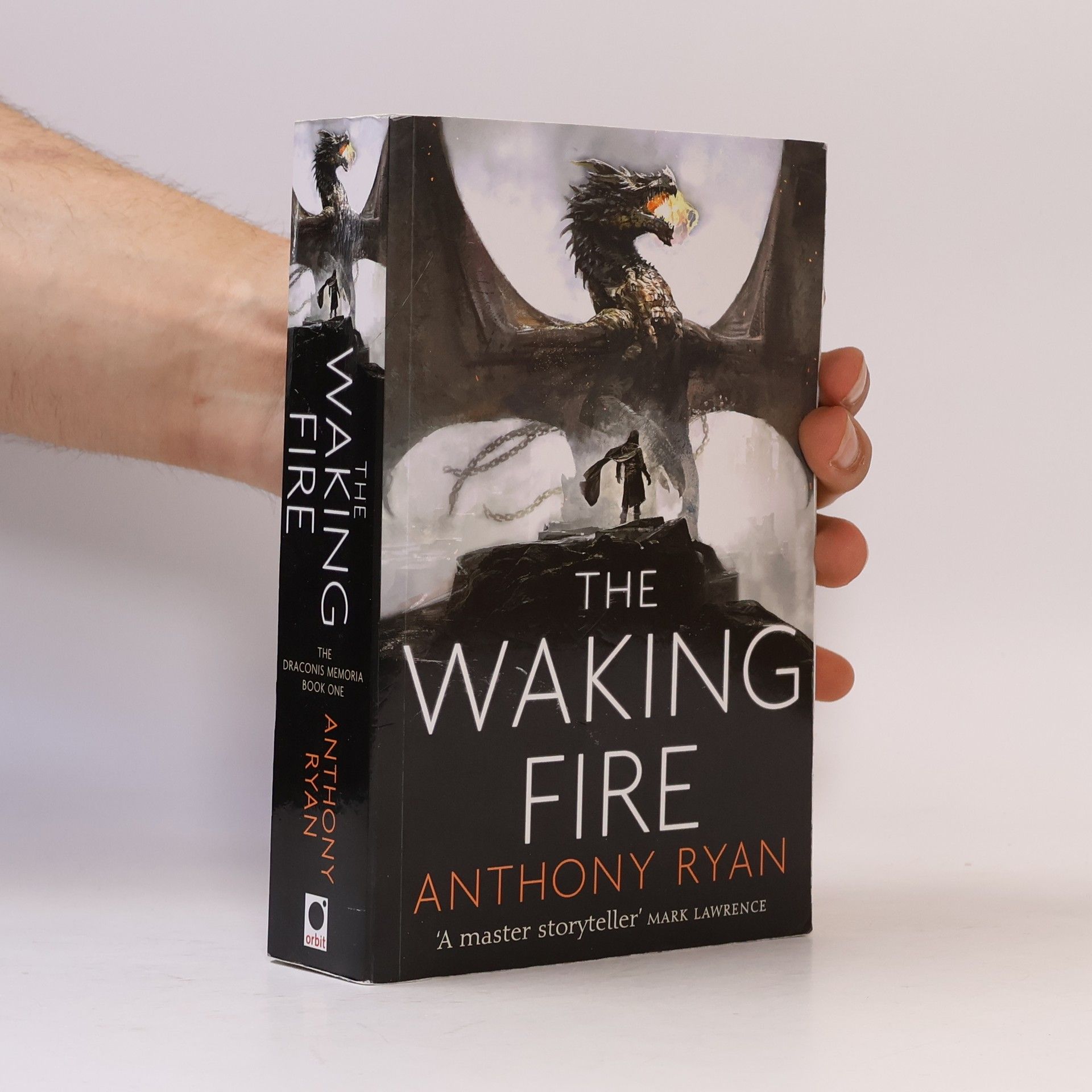 Anthony Ryan The Waking Fire