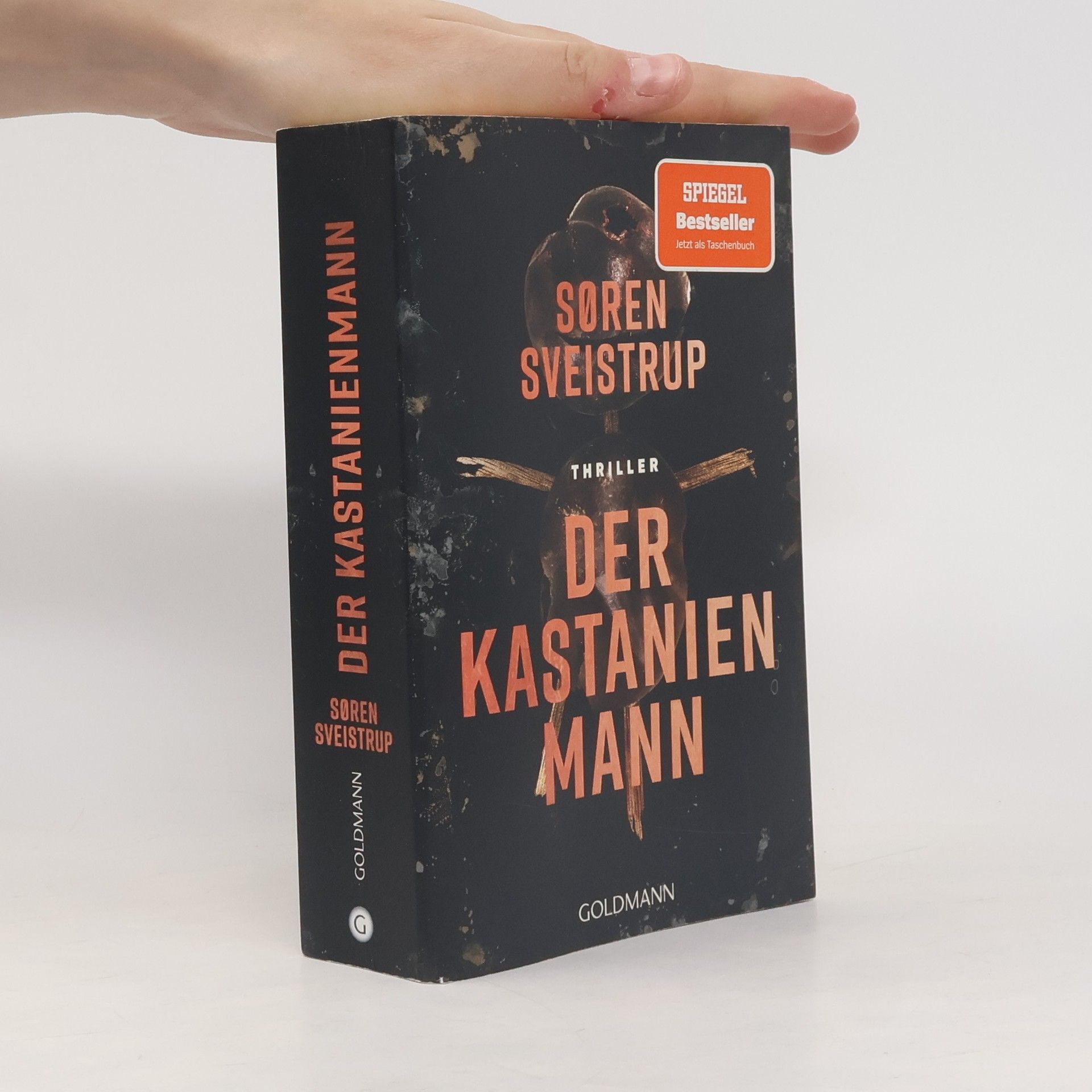 Søren Sveistrup Der Kastanienmann