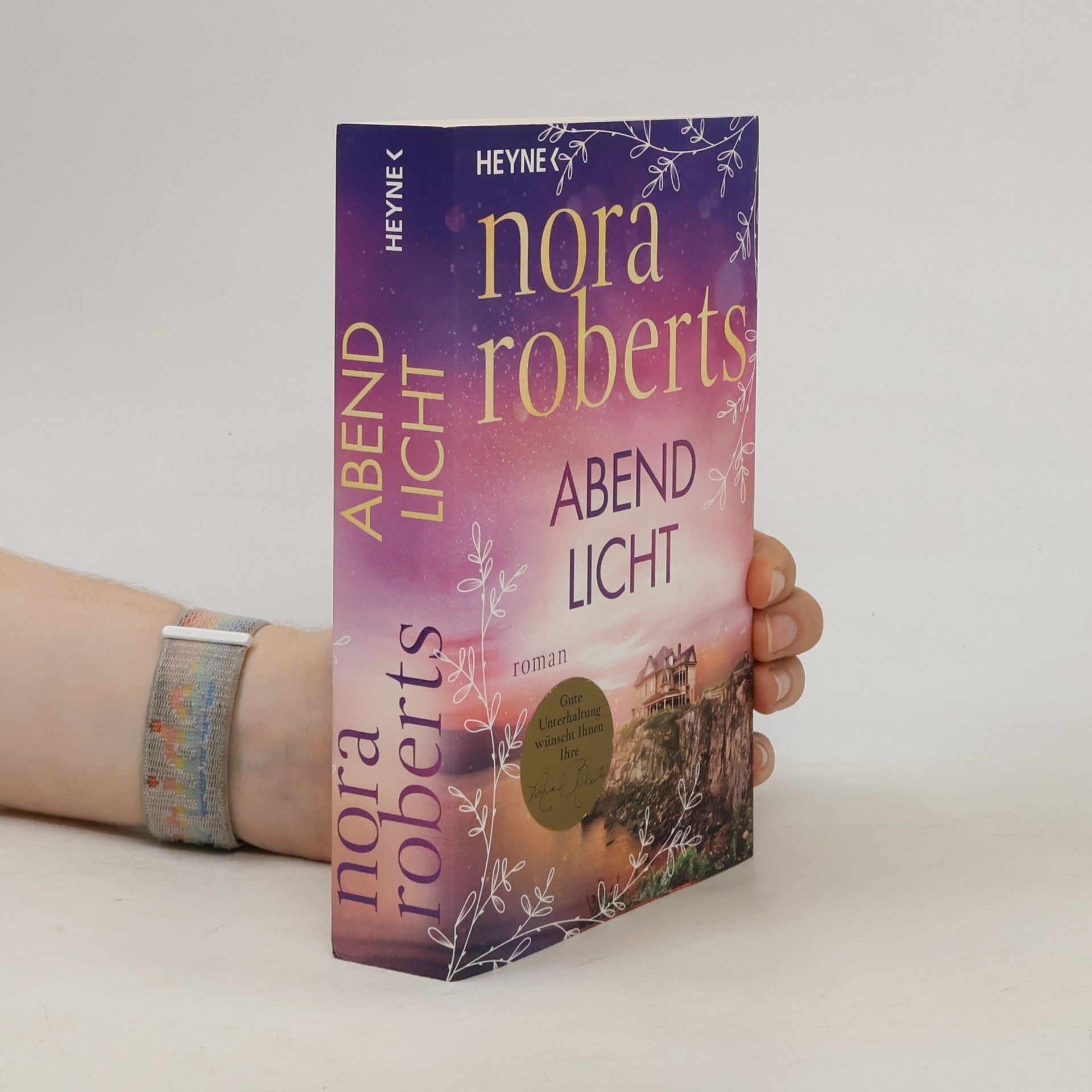 Nora Roberts Abendlicht