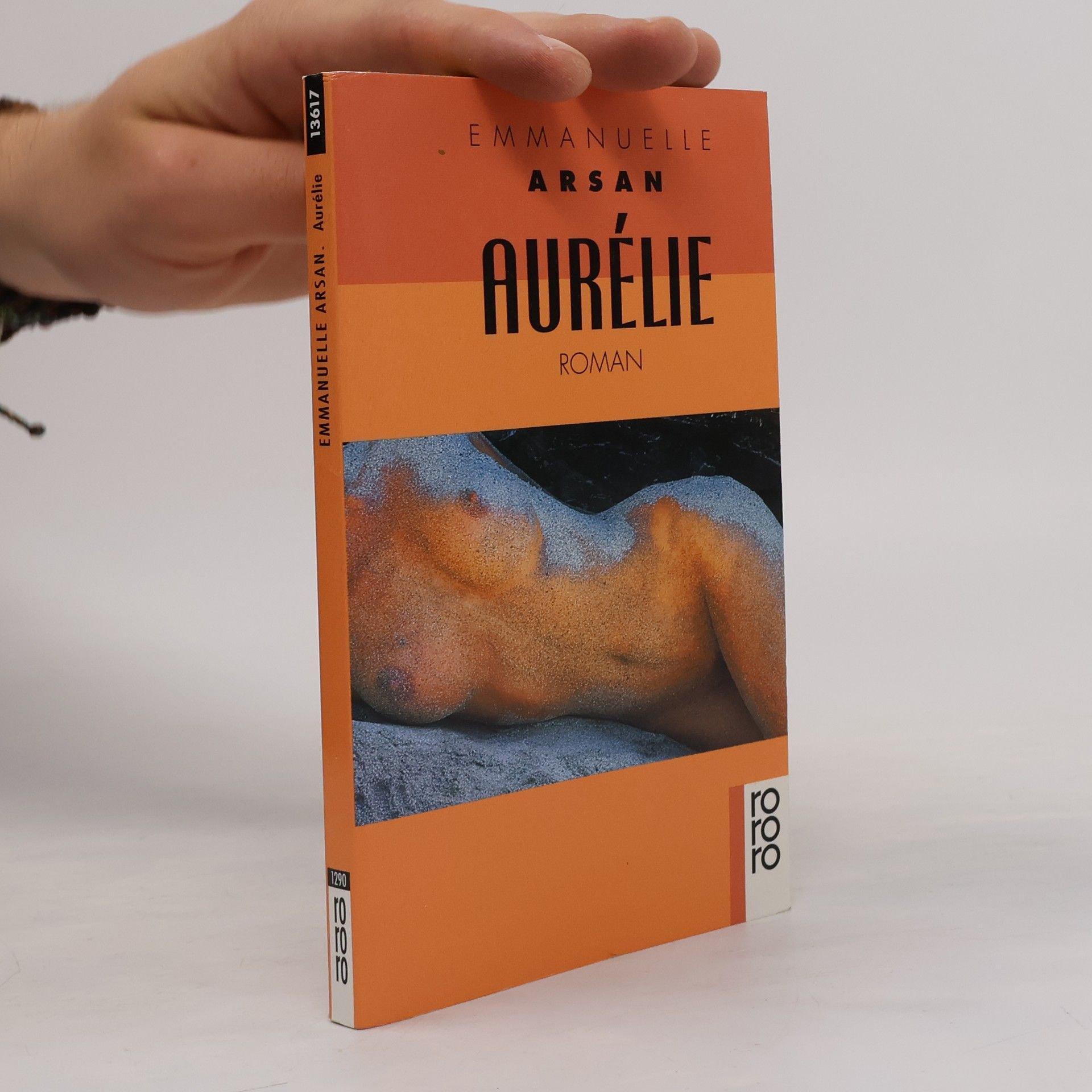 Emmanuelle Arsan Aurélie