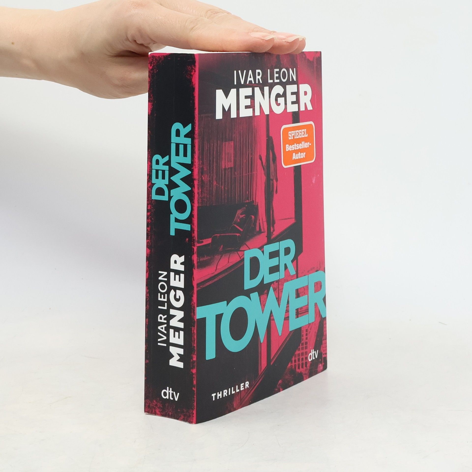 Ivar Leon Menger Der Tower