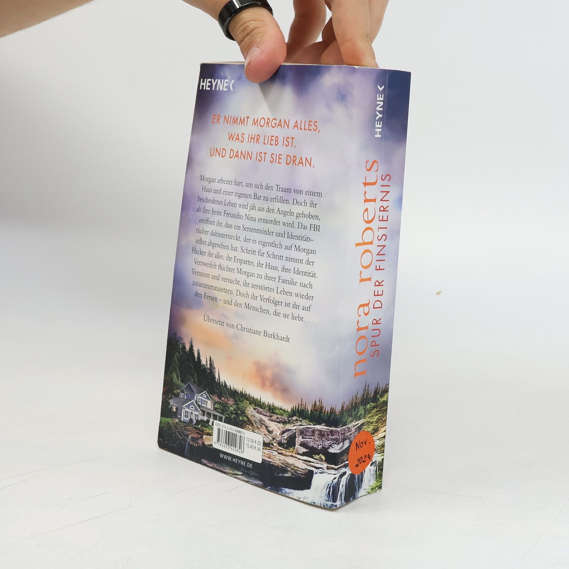 Nora Roberts Spur der Finsternis