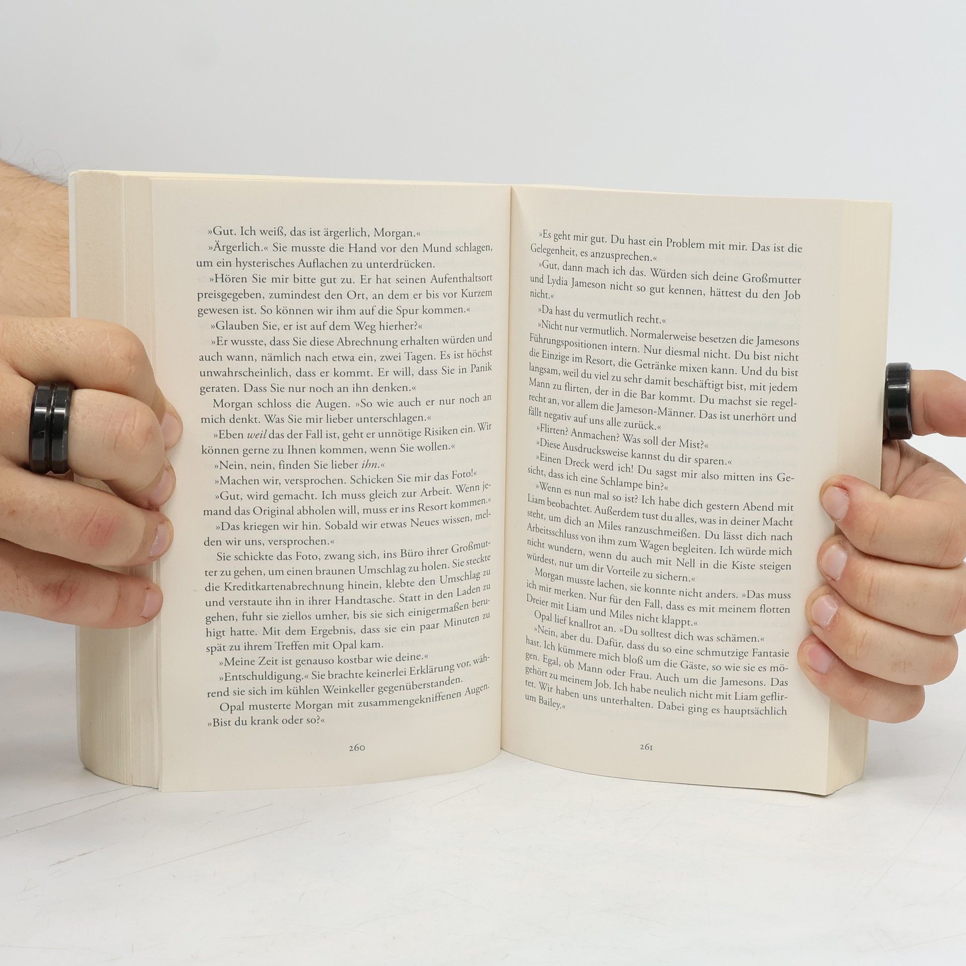 Nora Roberts Spur der Finsternis