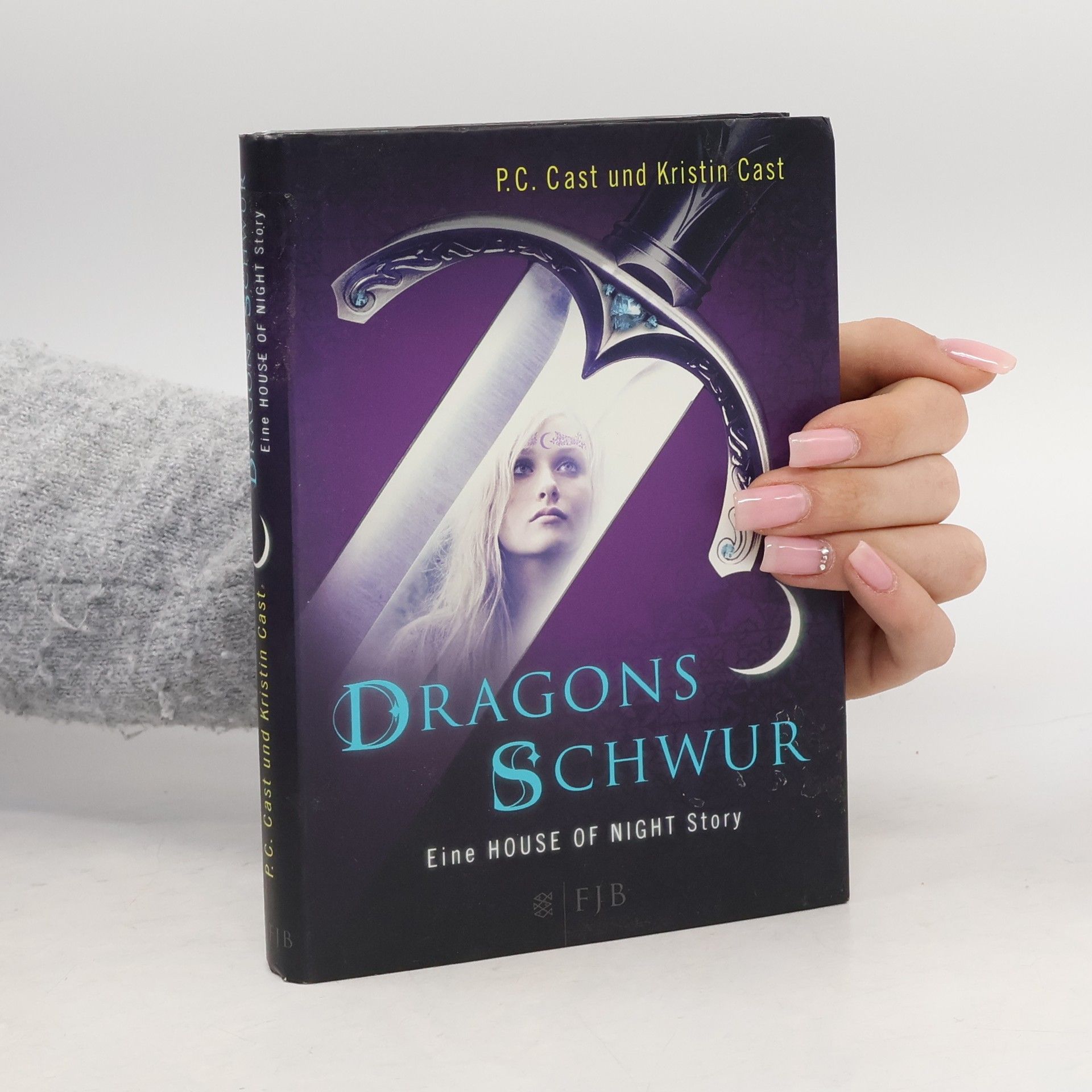 Phyllis Christine Cast Dragons Schwur