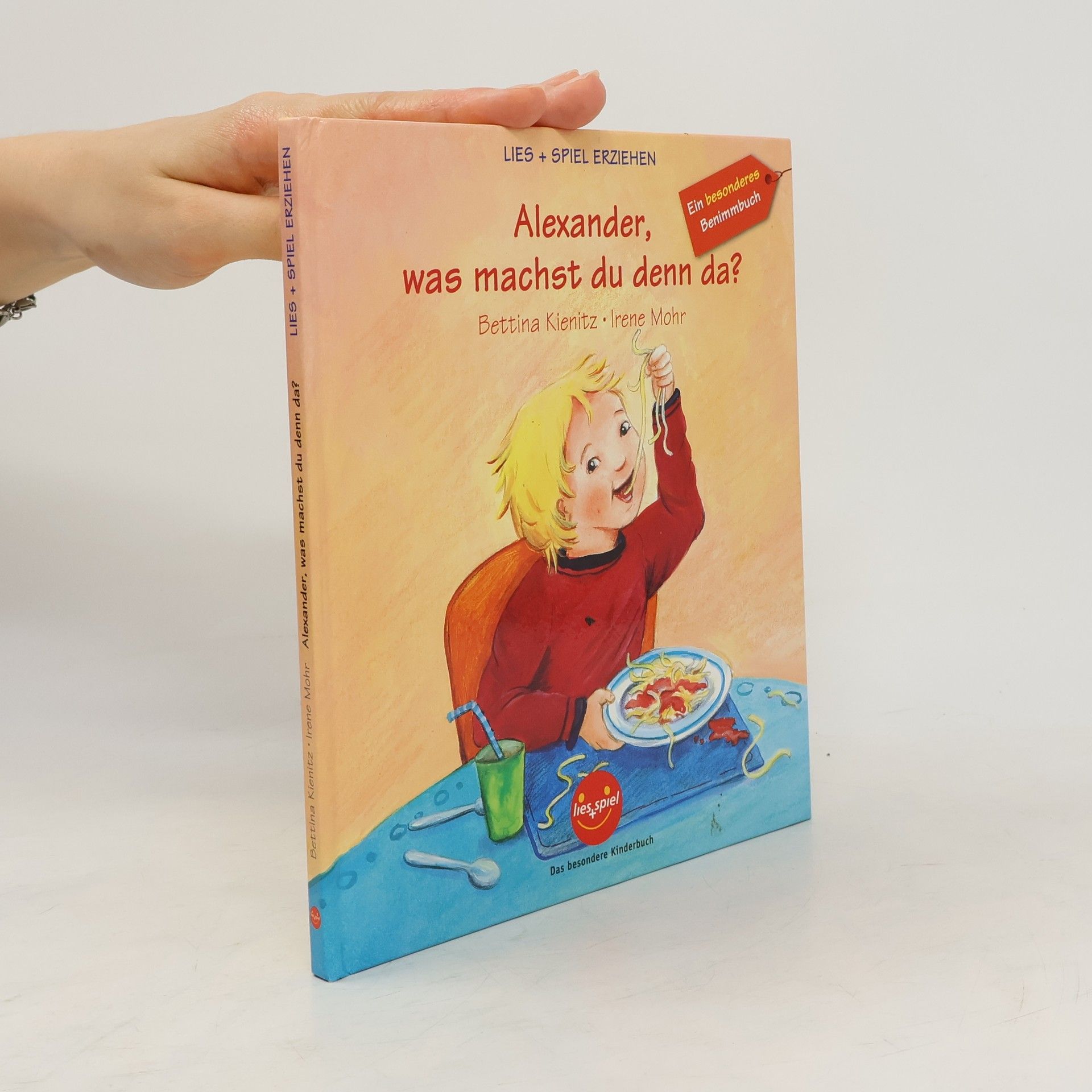Bettina Kienitz Alexander, was machst du denn da?