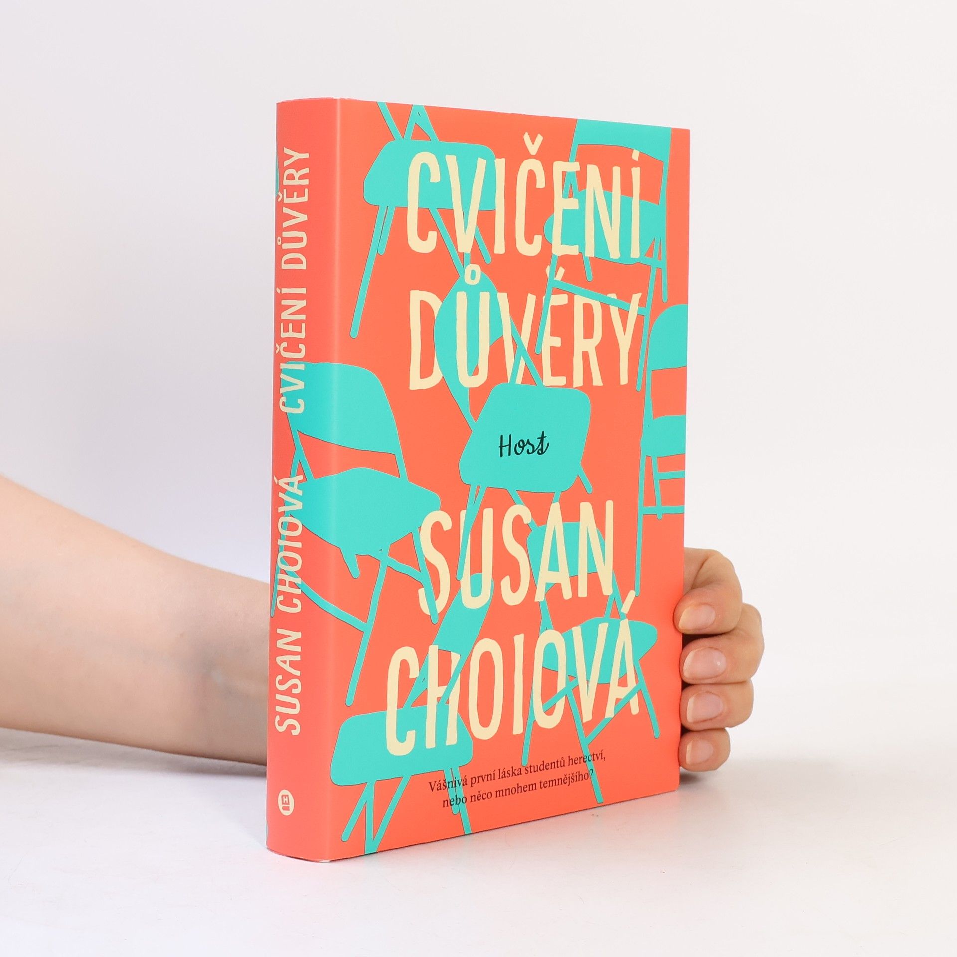 Susan Choi Cvičení důvěry