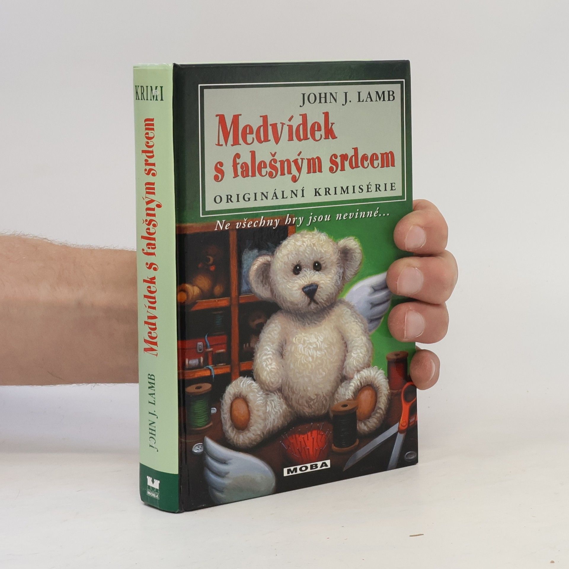 John J. Lamb Medvídek s falešným srdcem