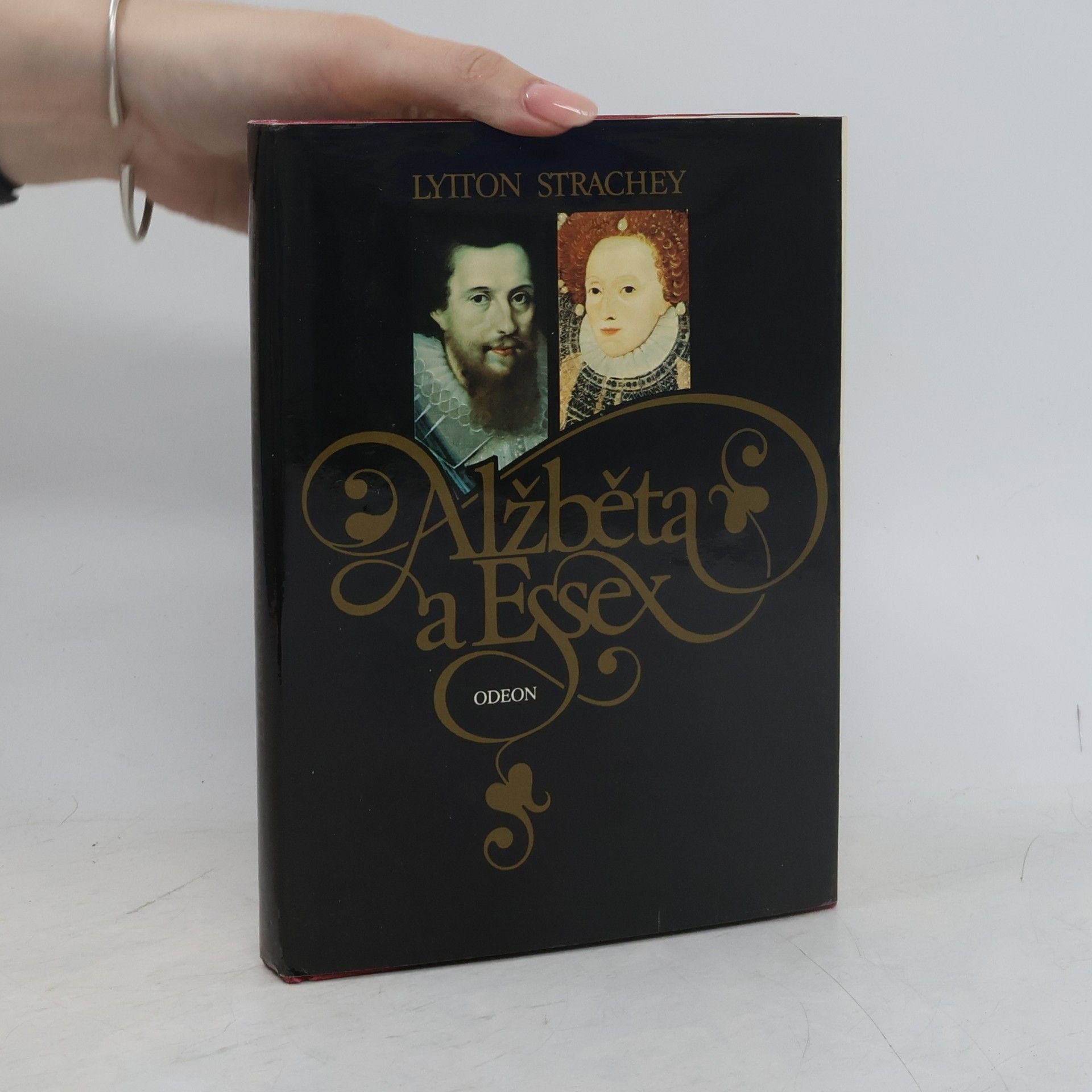 Lytton Strachey Alžběta a Essex