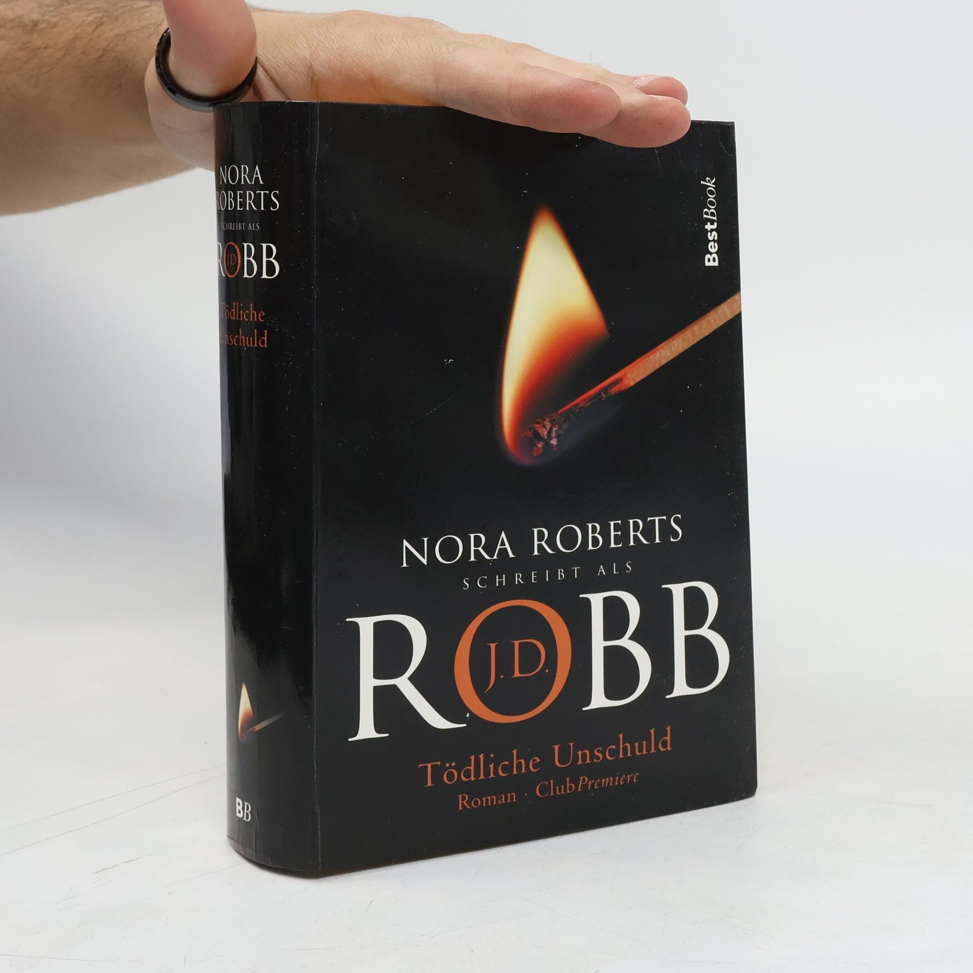 Nora Roberts Tödliche Unschuld