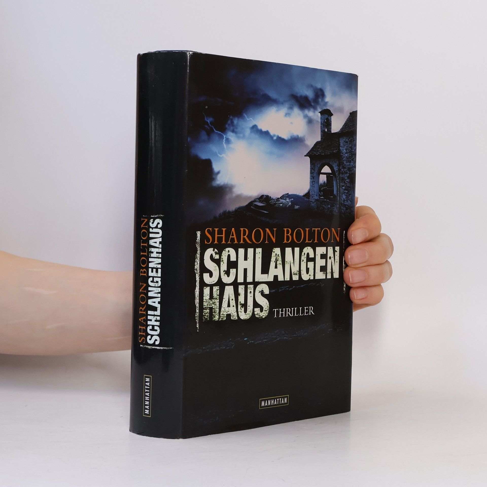Sharon J. Bolton Schlangenhaus