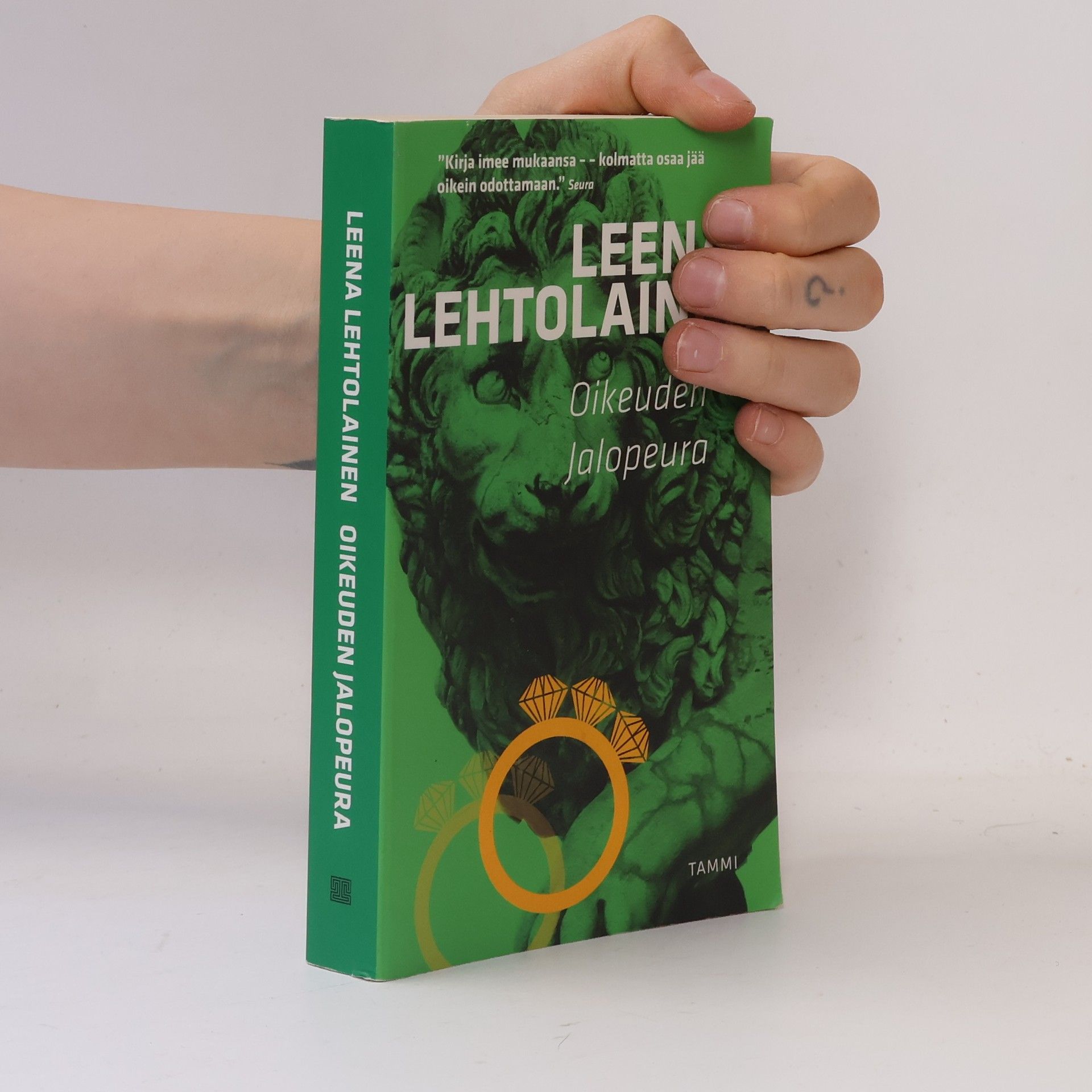 Leena Lehtolainen Oikeuden jalopeura