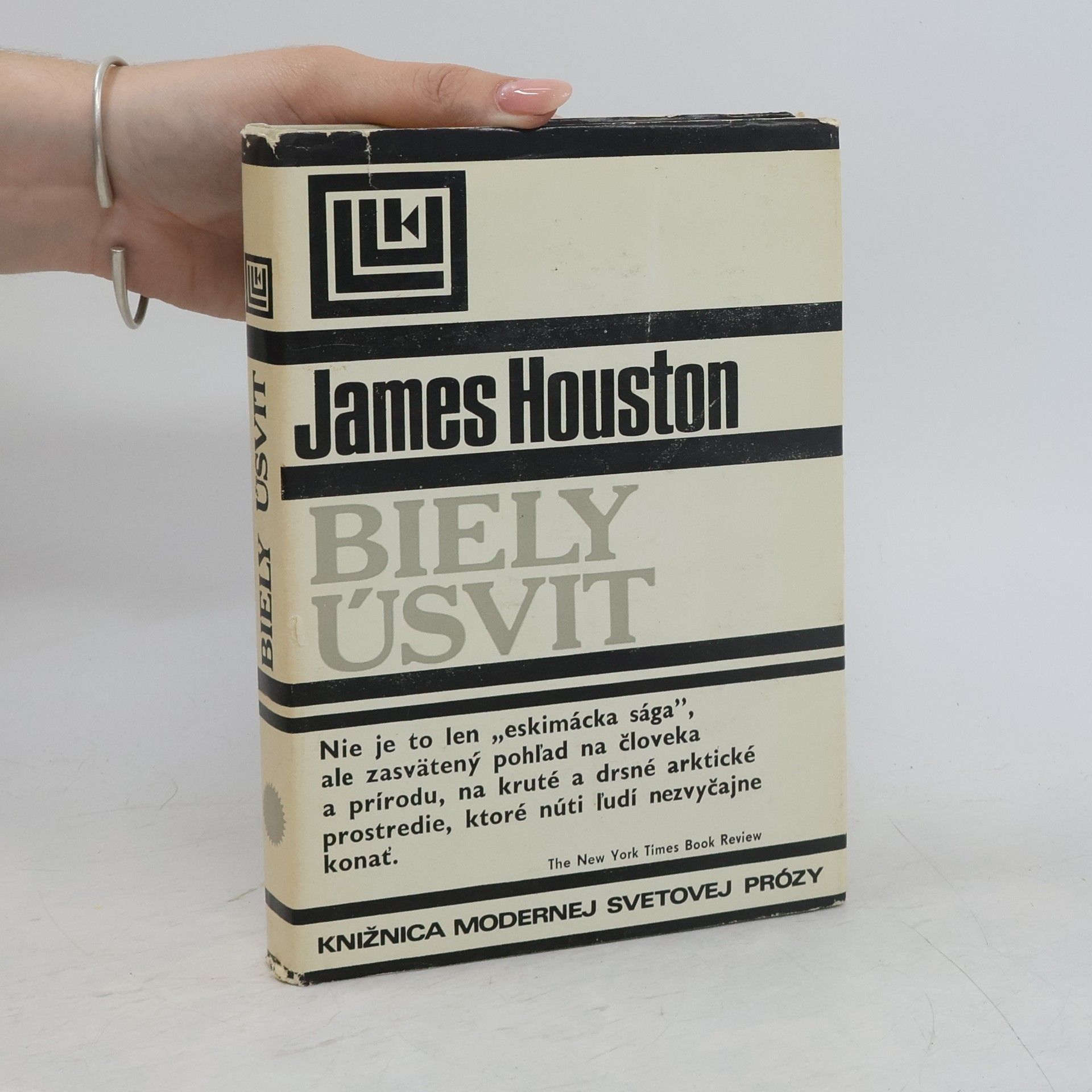 James Houston Biely úsvit