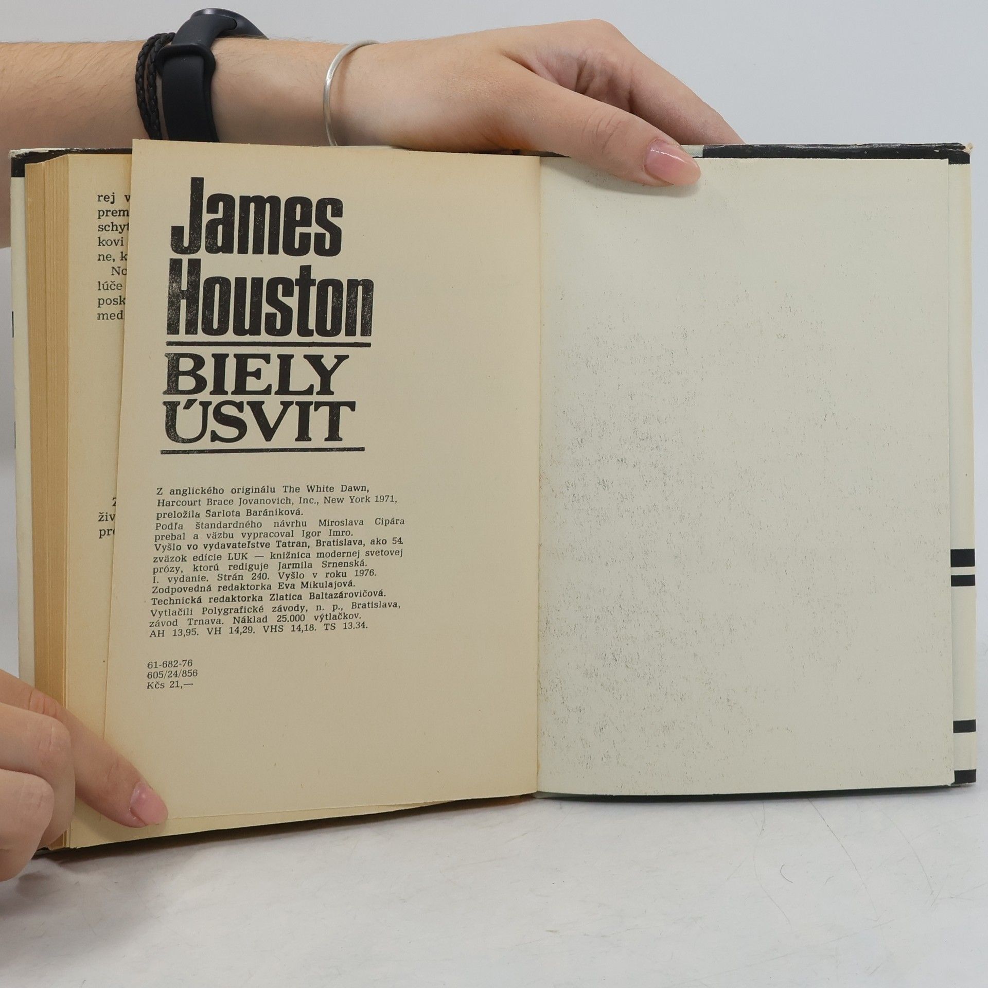 James Archibald Houston Biely úsvit