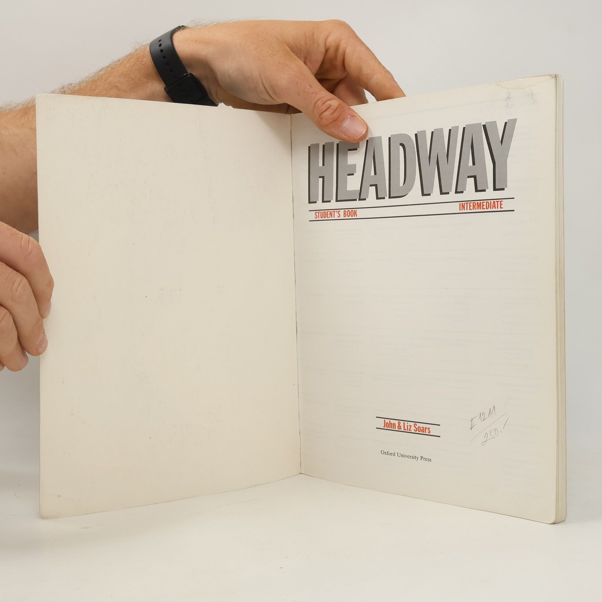 John Soars Headway. Student´s book. Intermediate