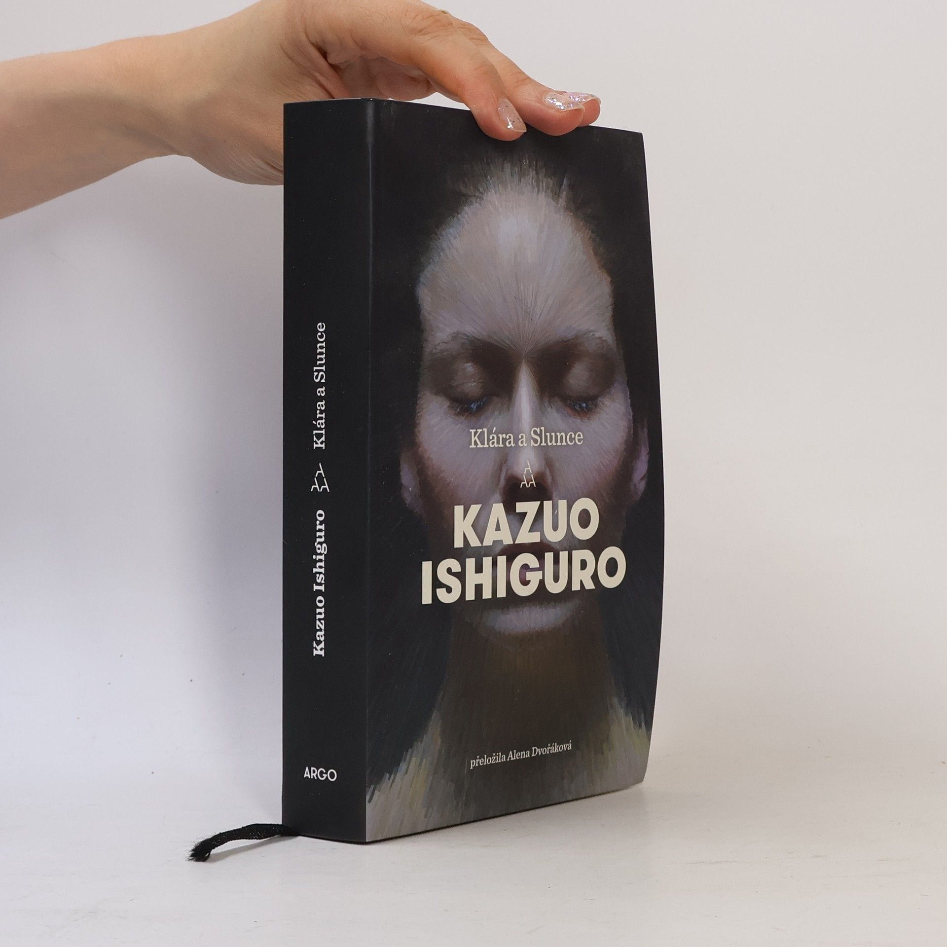 Kazuo Ishiguro Klára a Slunce