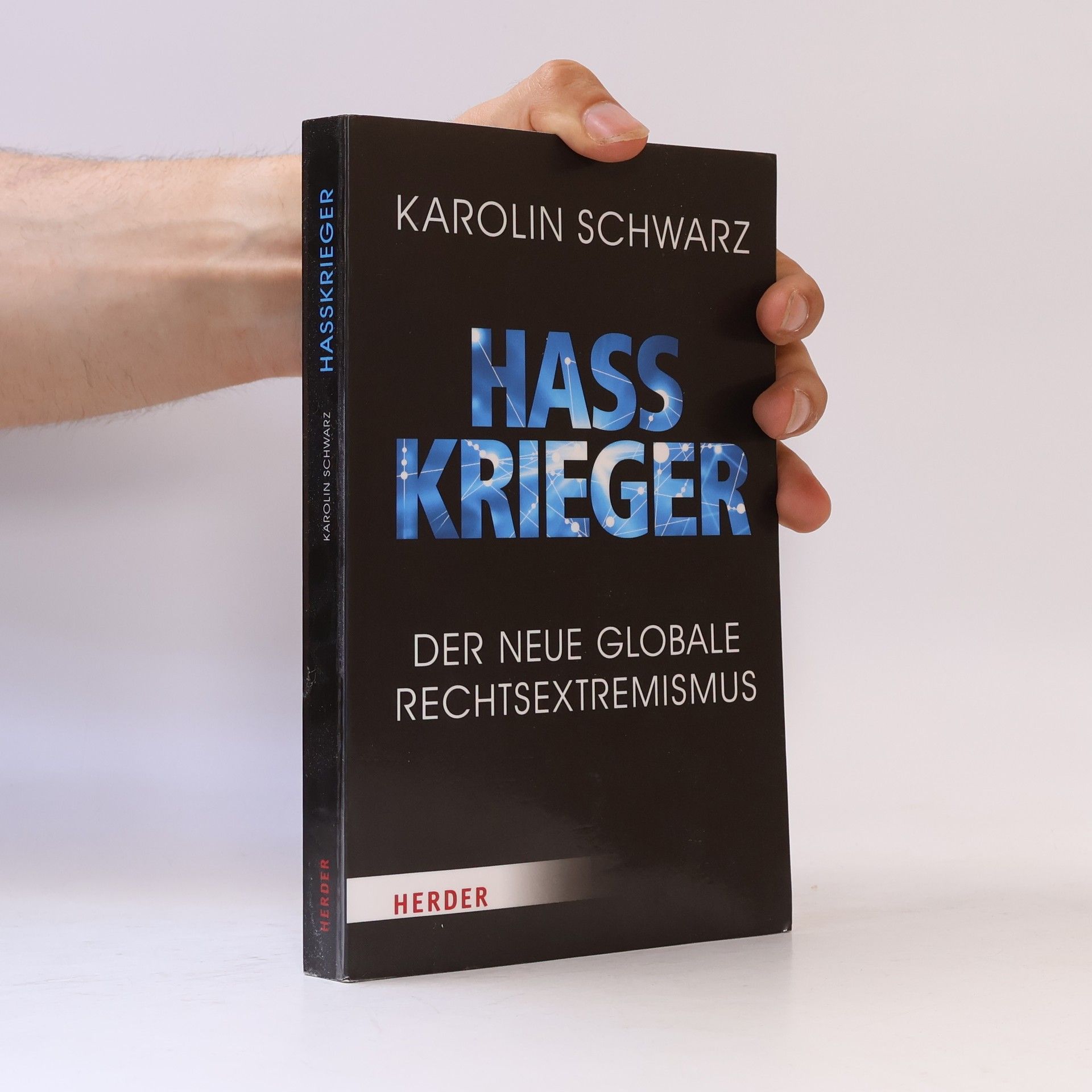 Karolin Schwarz Hasskrieger
