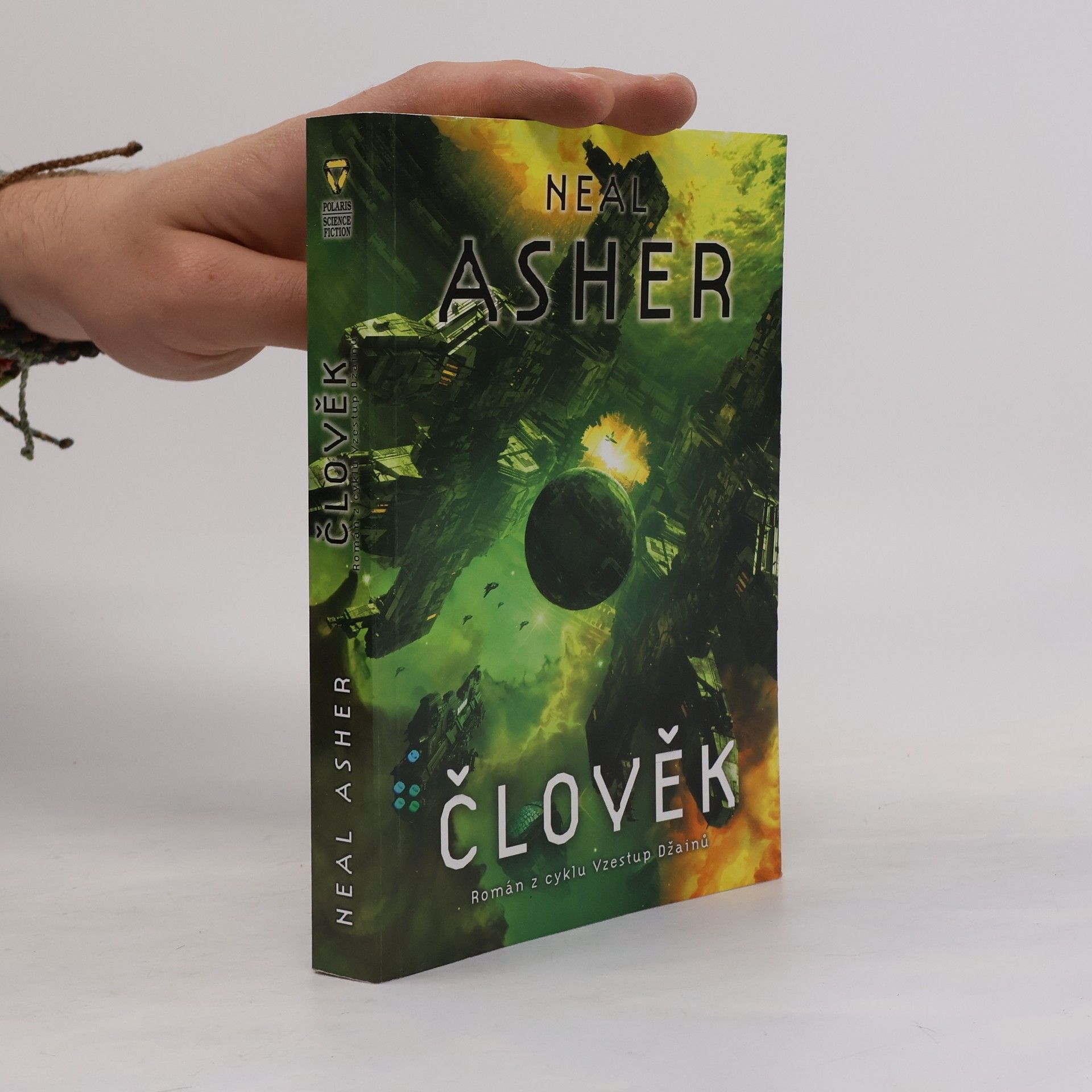 Neal Asher Člověk. Román z cyklu Vzestup Džainů