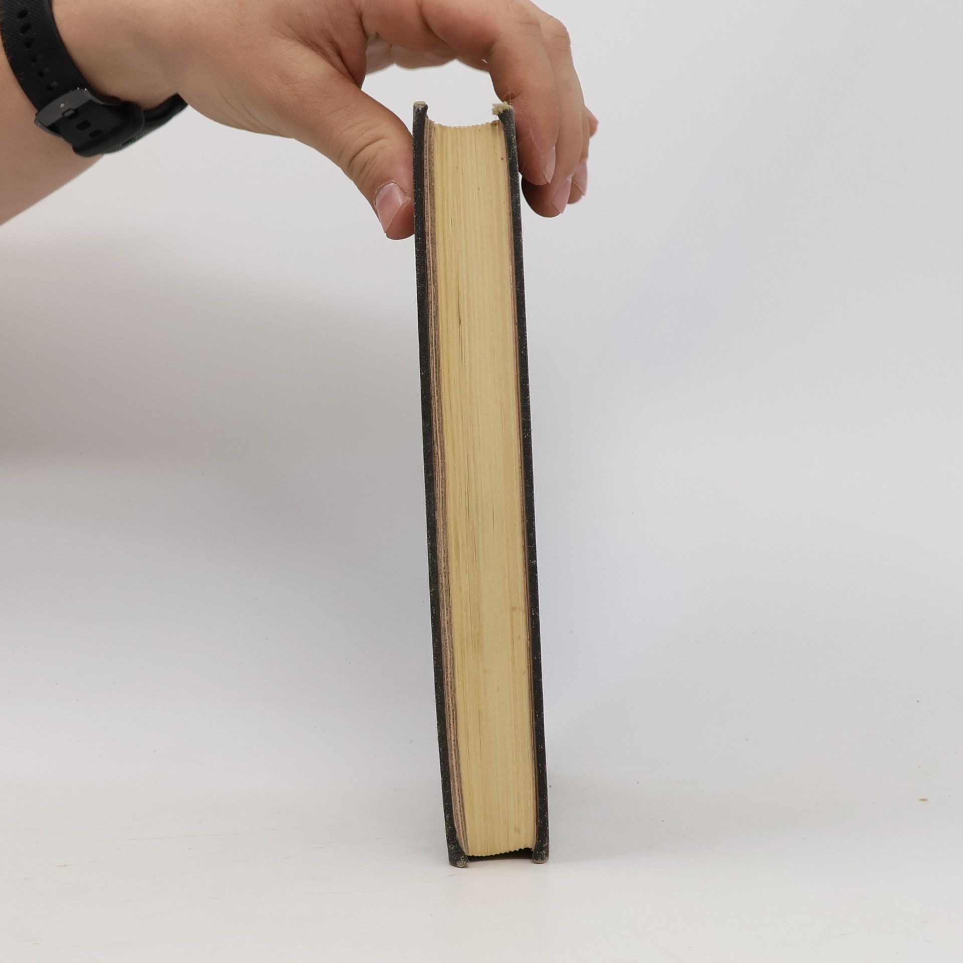 Various authors Pozemšťané a mimozemšťané