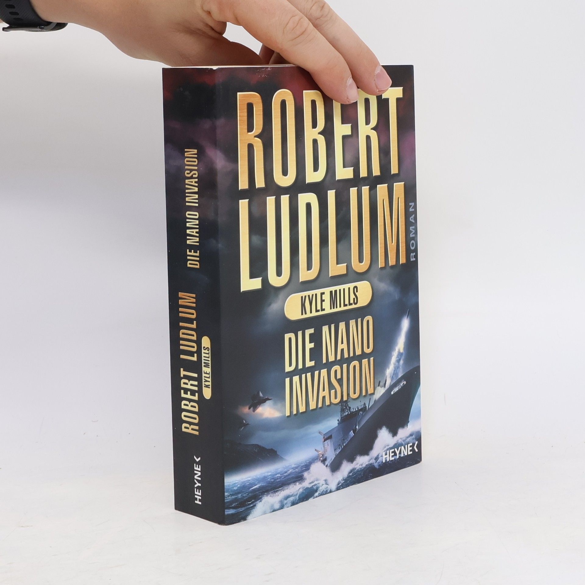 Robert Ludlum Die Nano-Invasion