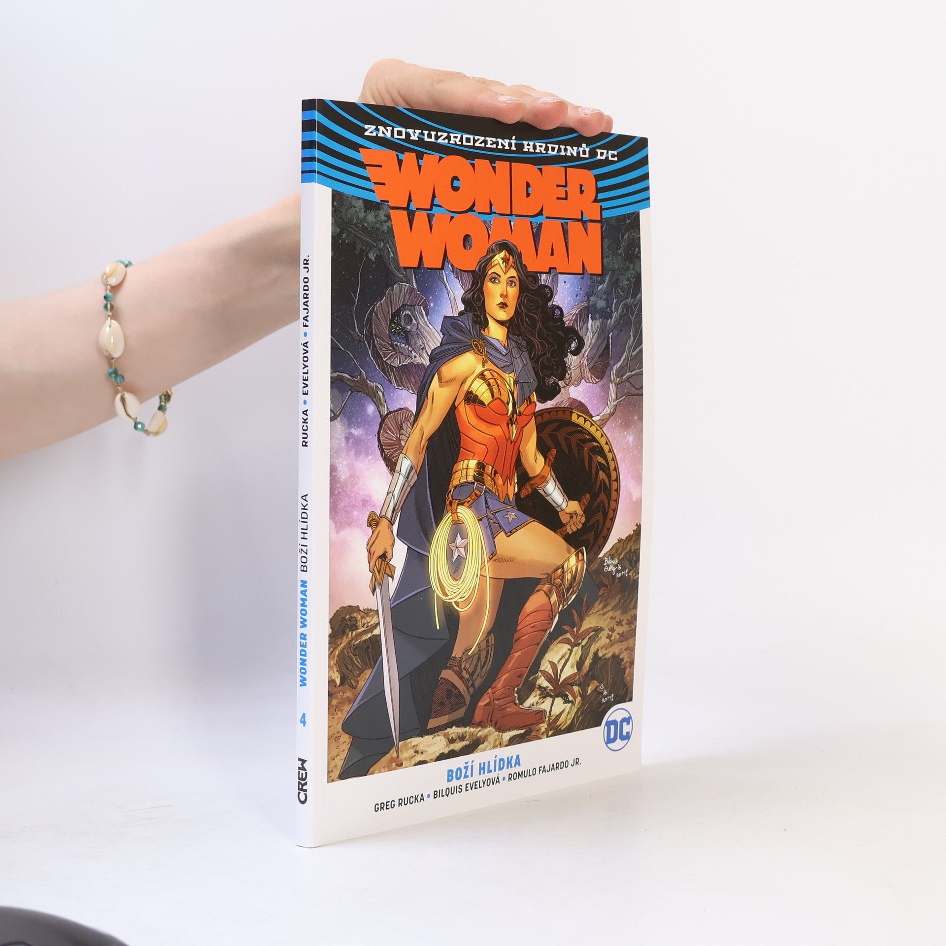 Greg Rucka Wonder Woman. Kniha čtvrtá, Boží hlídka