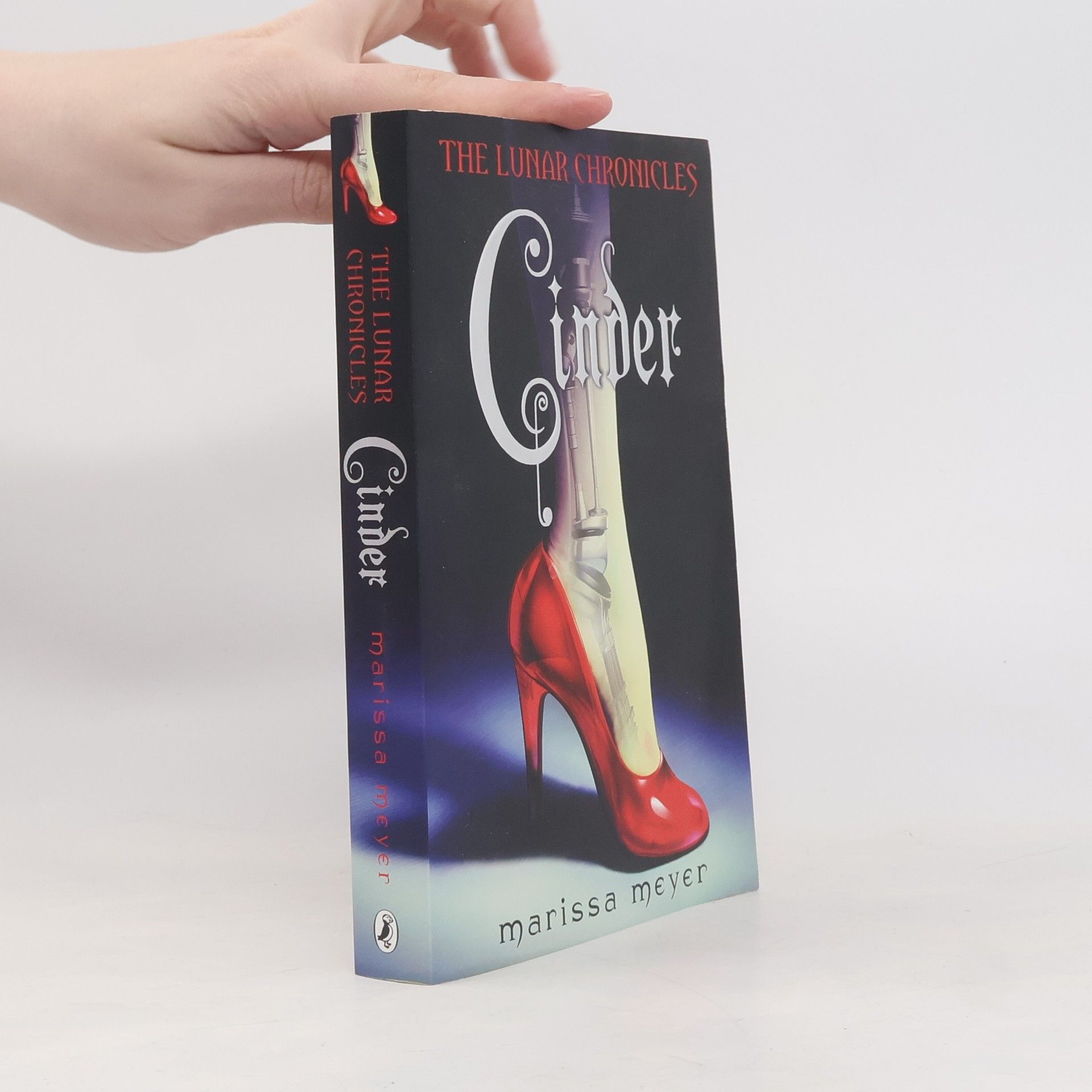 Marissa Meyer Cinder