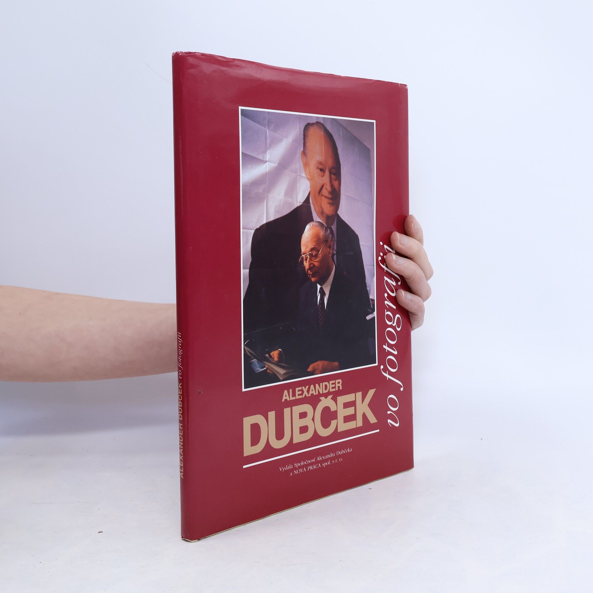 Alexander Dubček vo fotografii