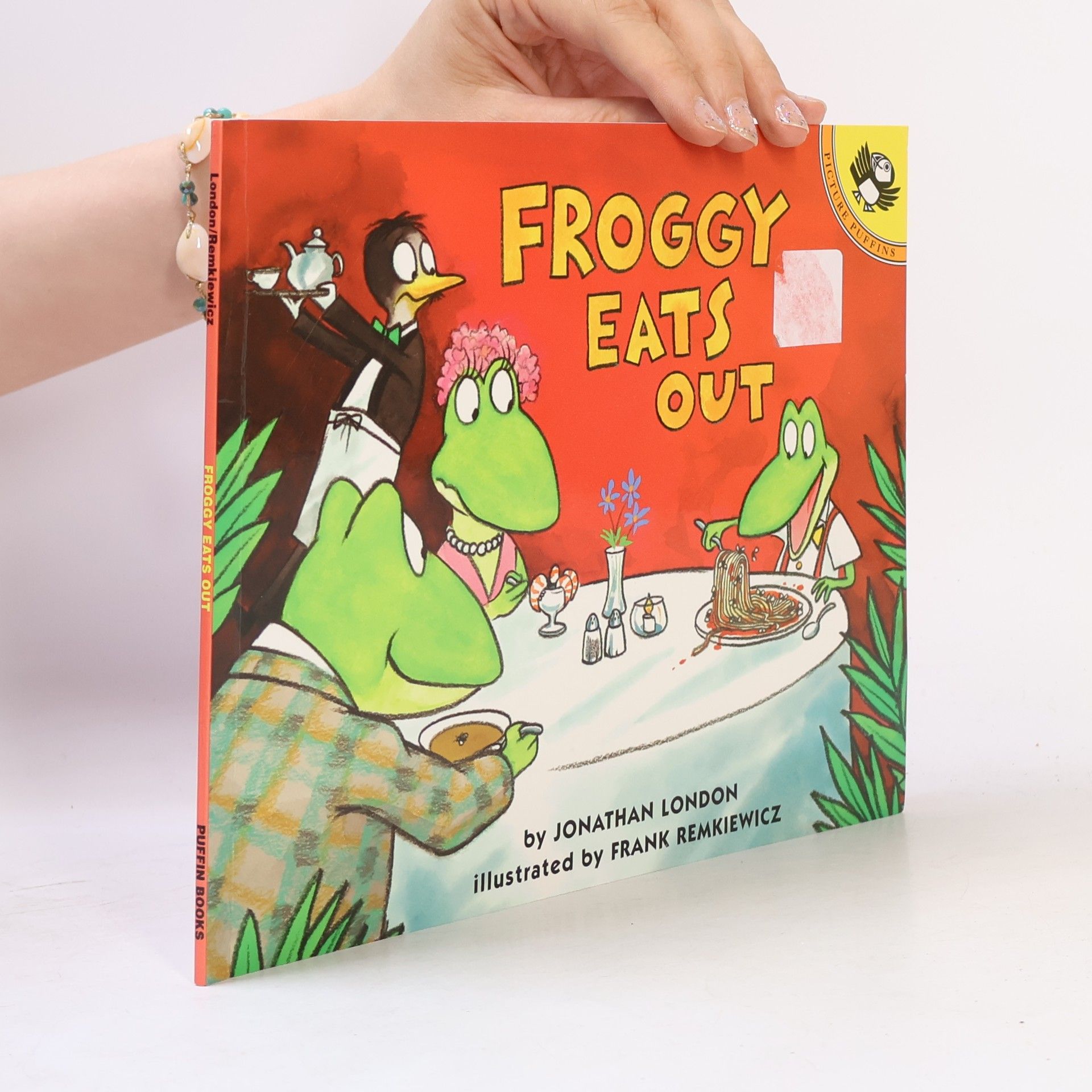 Froggy Eats Out