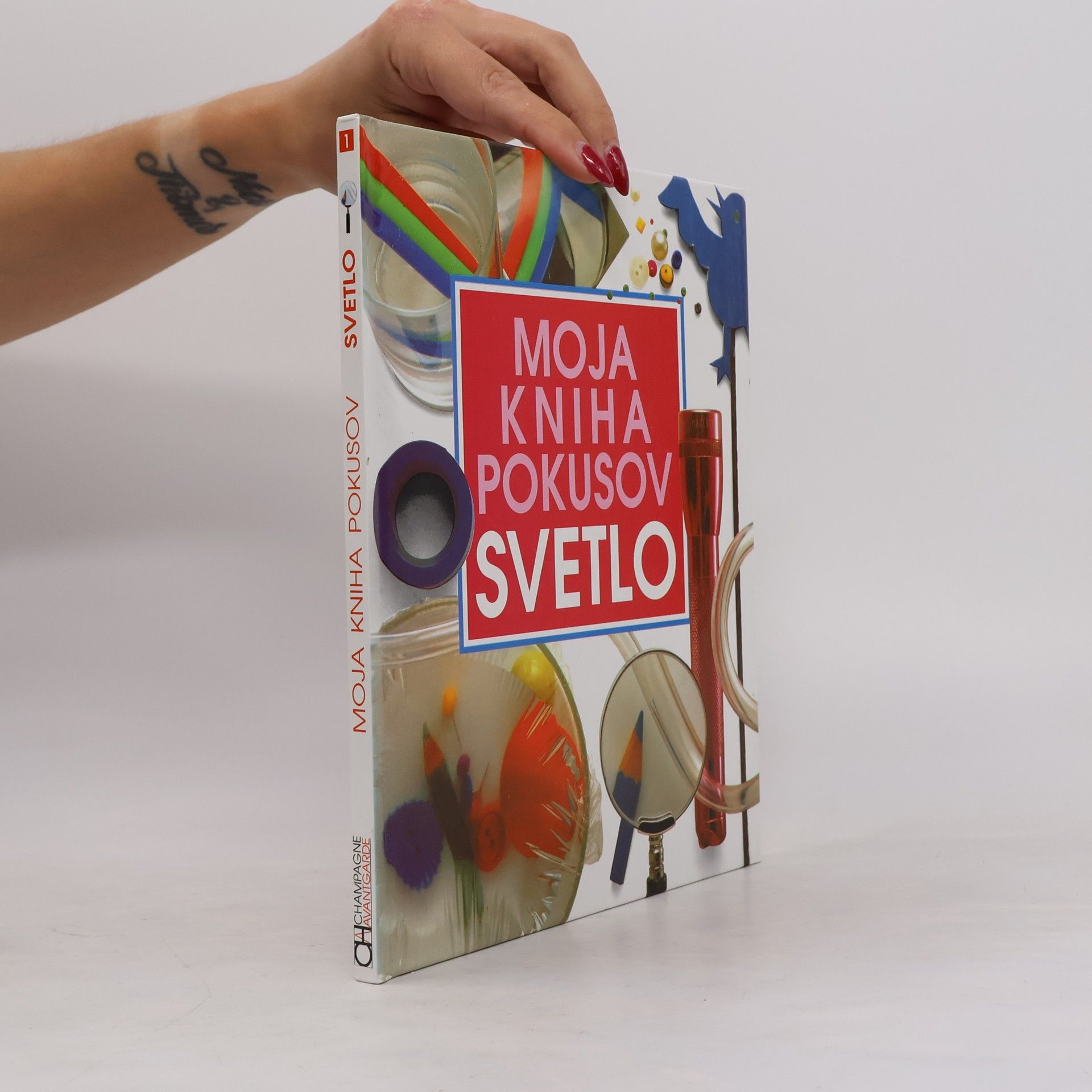 Peter Gomolčák Moja kniha pokusov. Svetlo