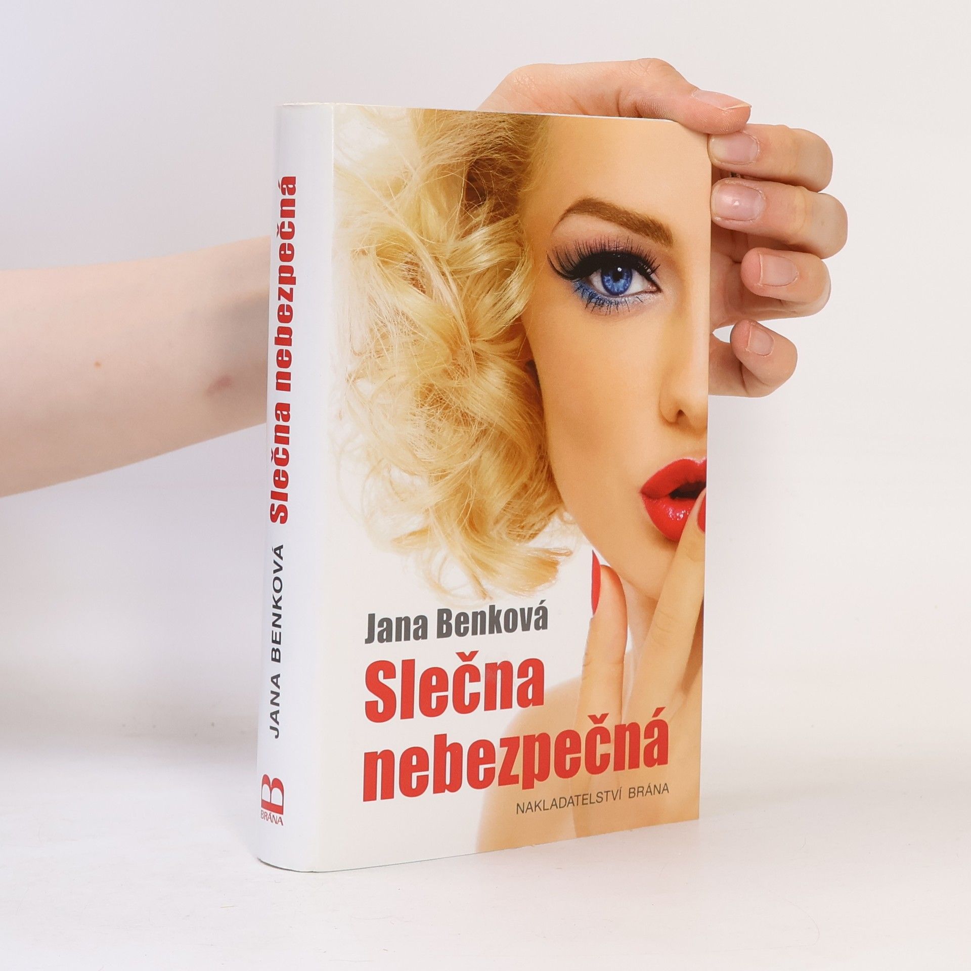 Jana Benková Slečna nebezpečná