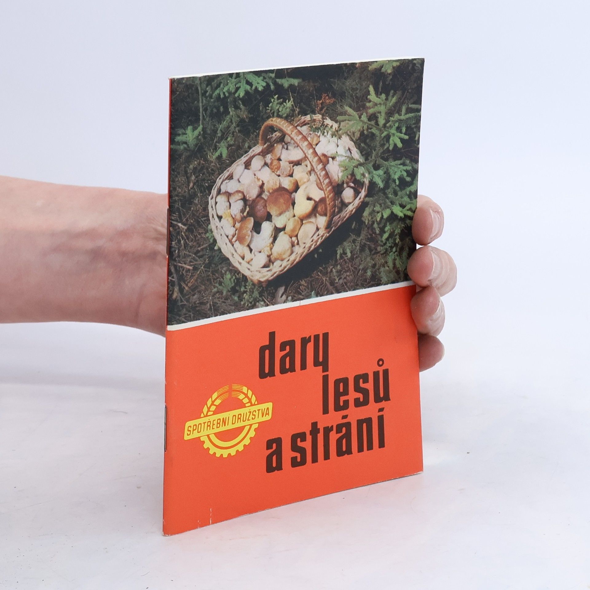 Miloš Hrouzek Dary lesů a strání