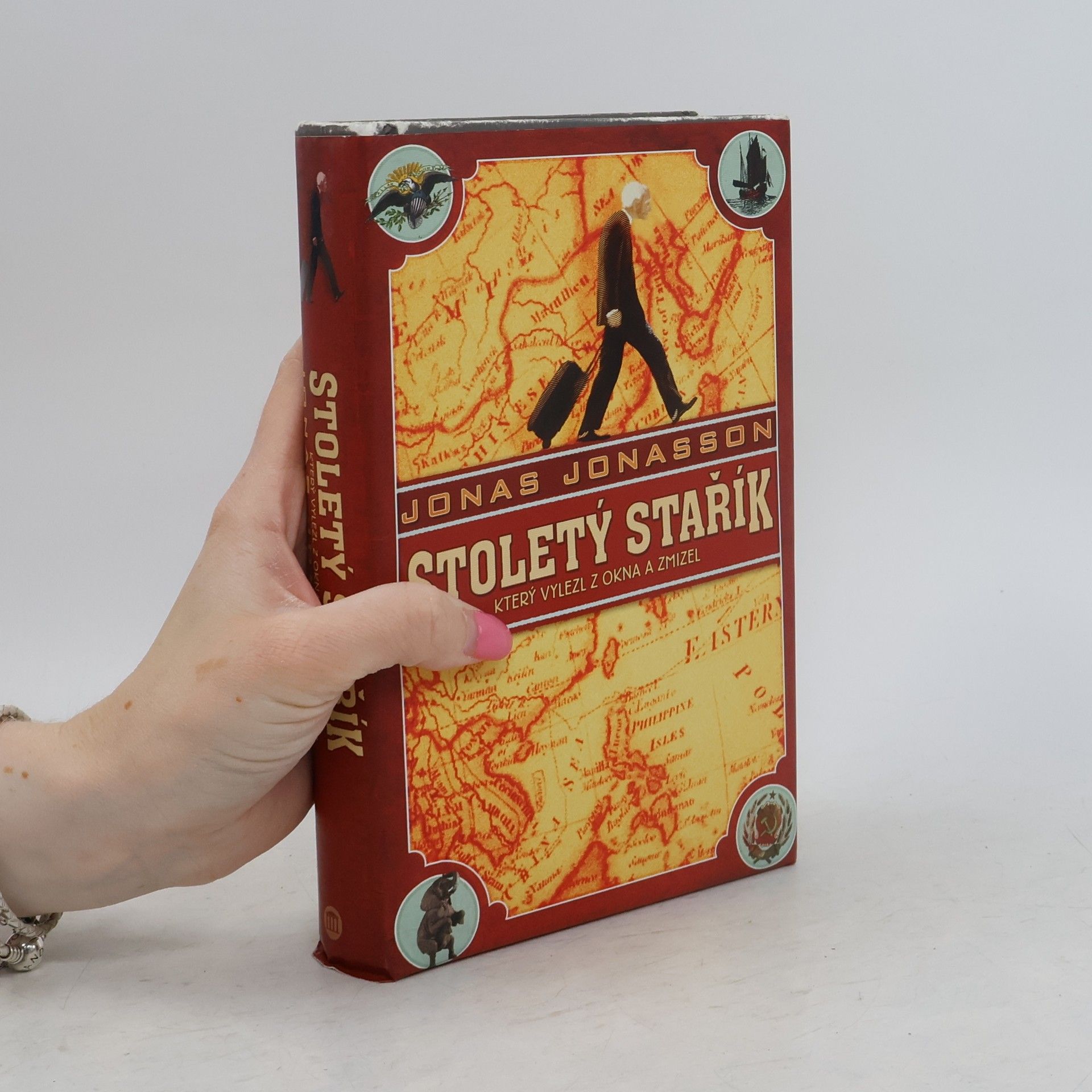 Jonas Jonasson Stoletý stařík, který vylezl z okna a zmizel
