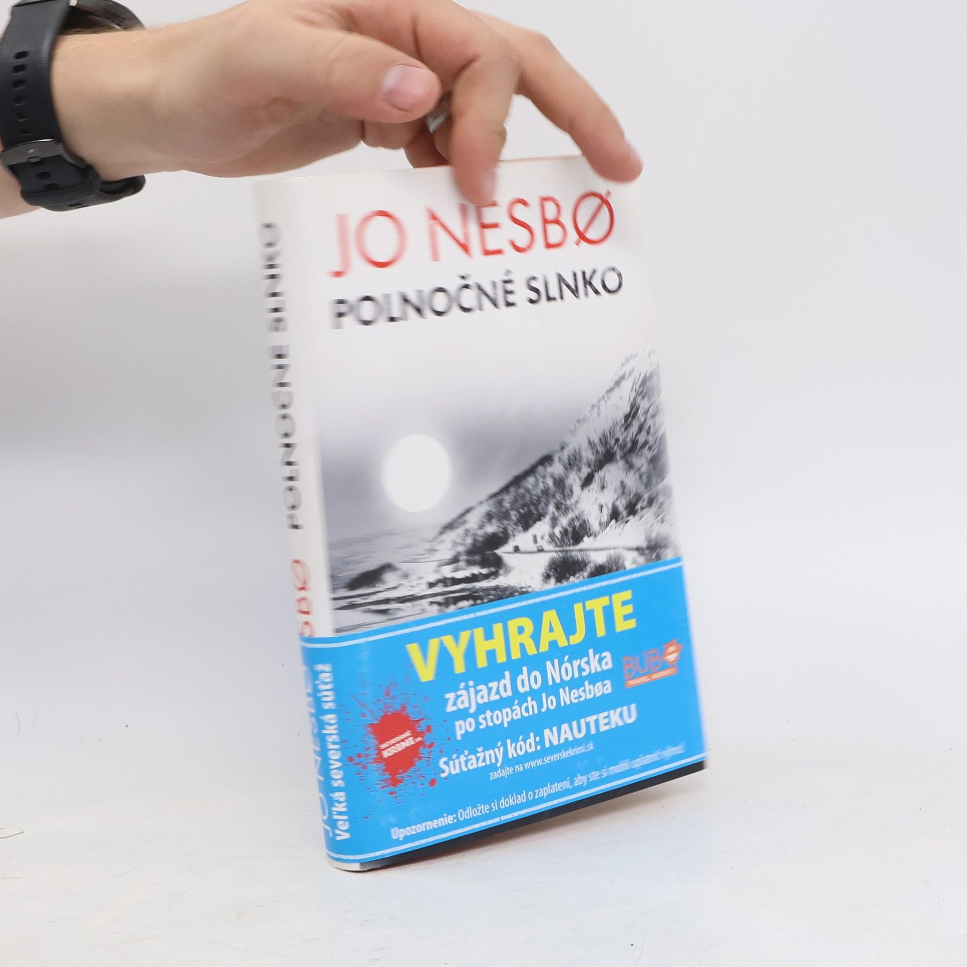 Jo Nesbø Polnočné slnko