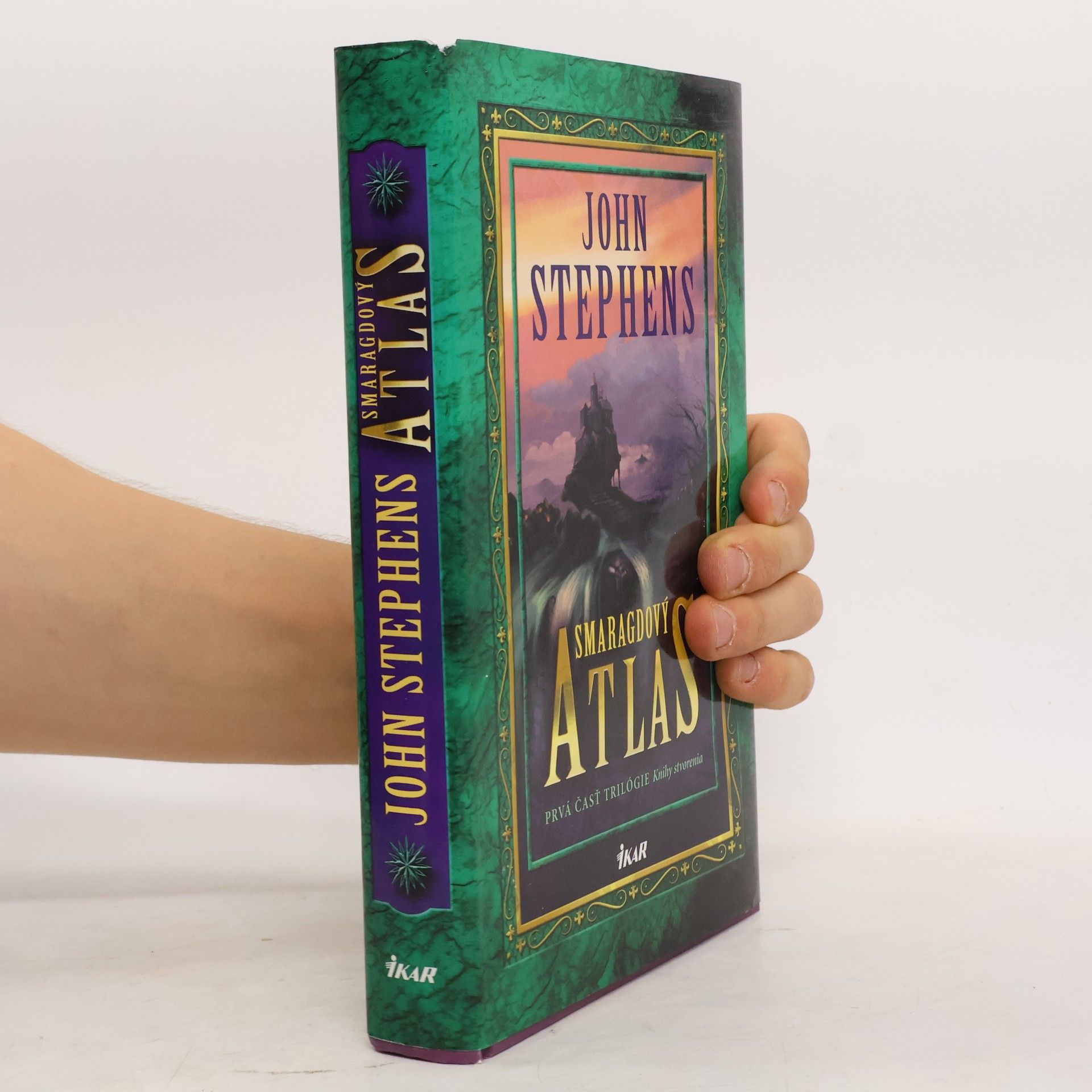 John Stephens Smaragdový atlas