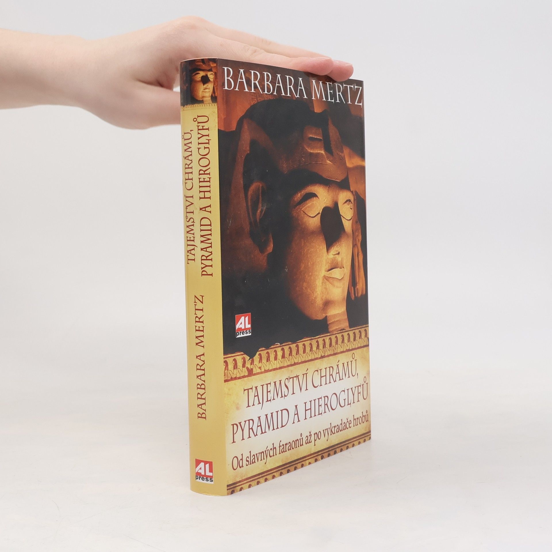 Elizabeth Peters Tajemství chrámů, pyramid a hieroglyfů. Od slavných faraonů až po vykradače hrobů
