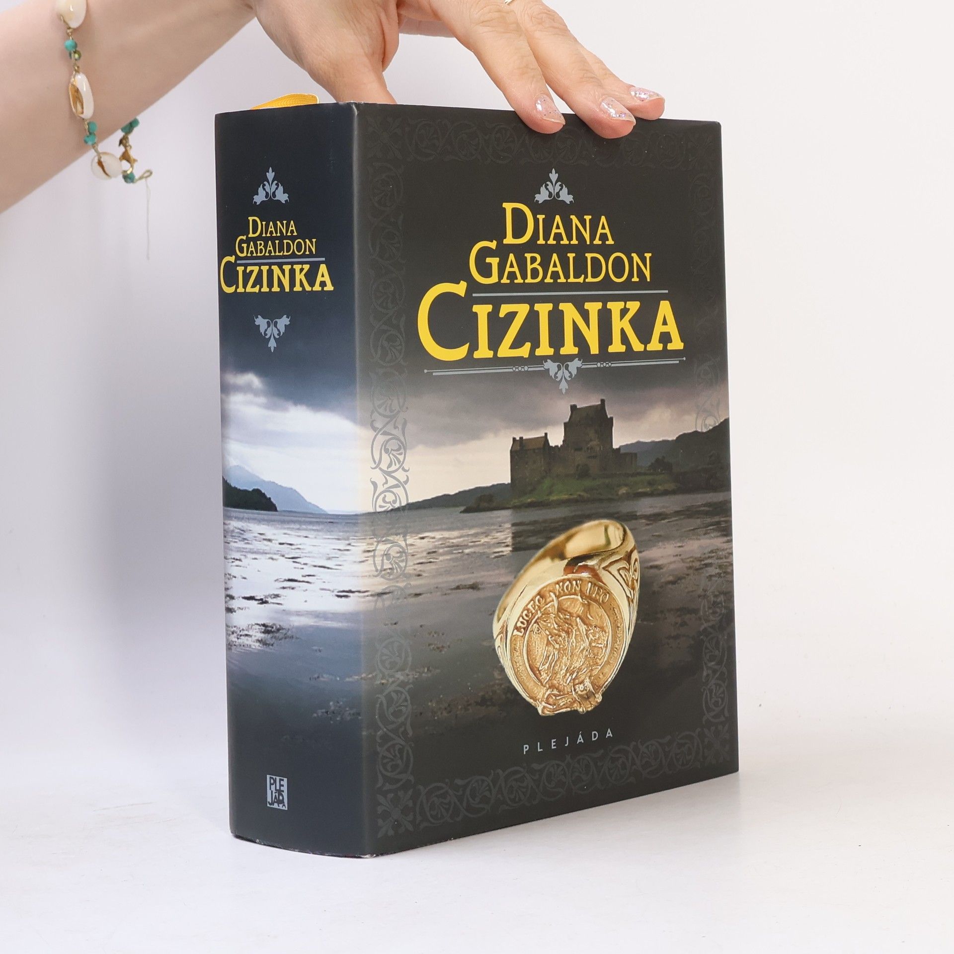 Diana Gabaldon Cizinka