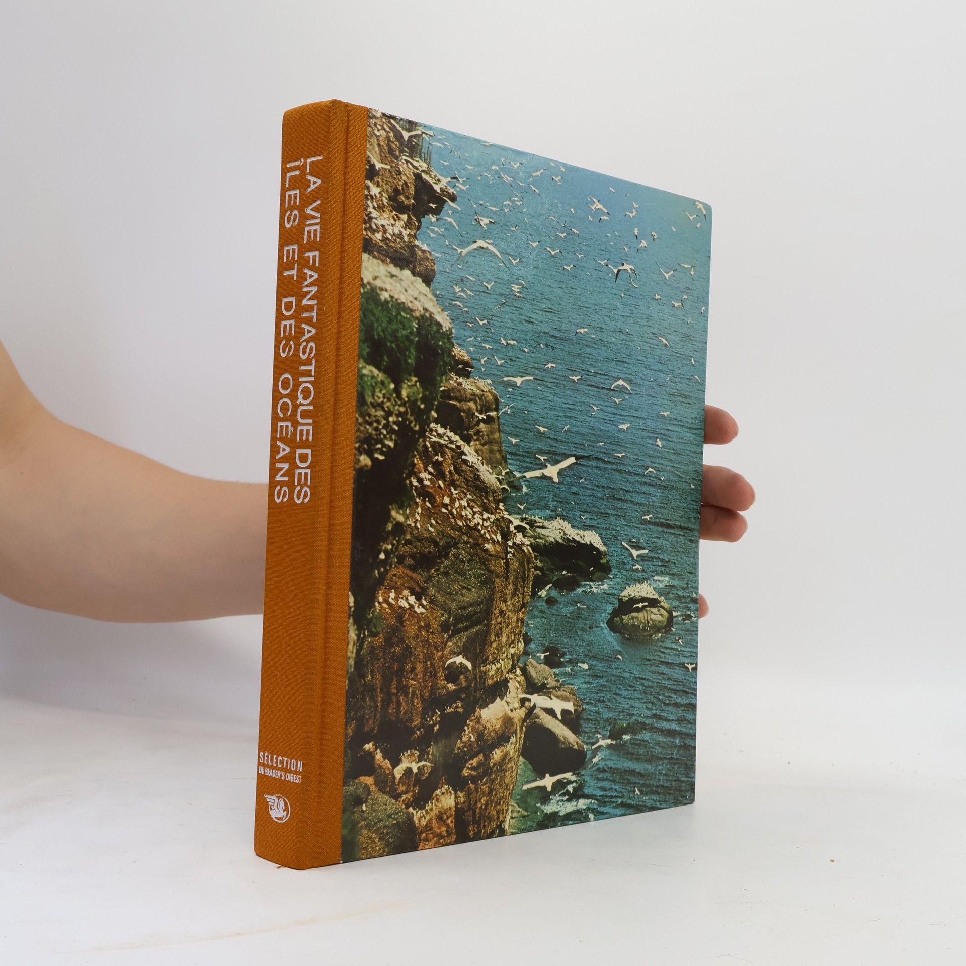 Kolektiv autorů La vie fantastique des iles et des océans