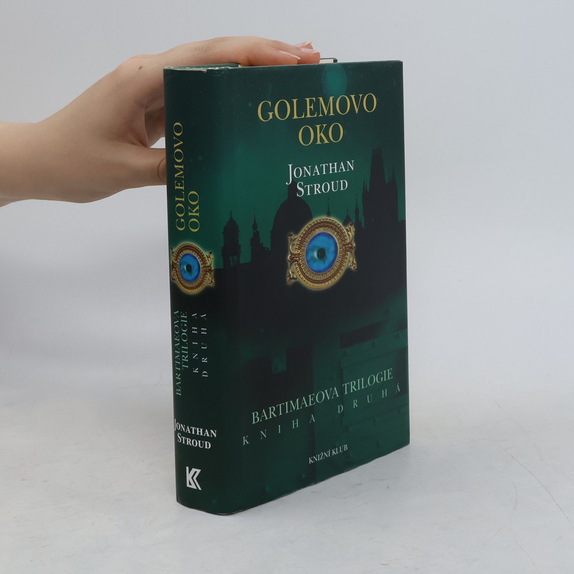 Jonathan Stroud Golemovo oko